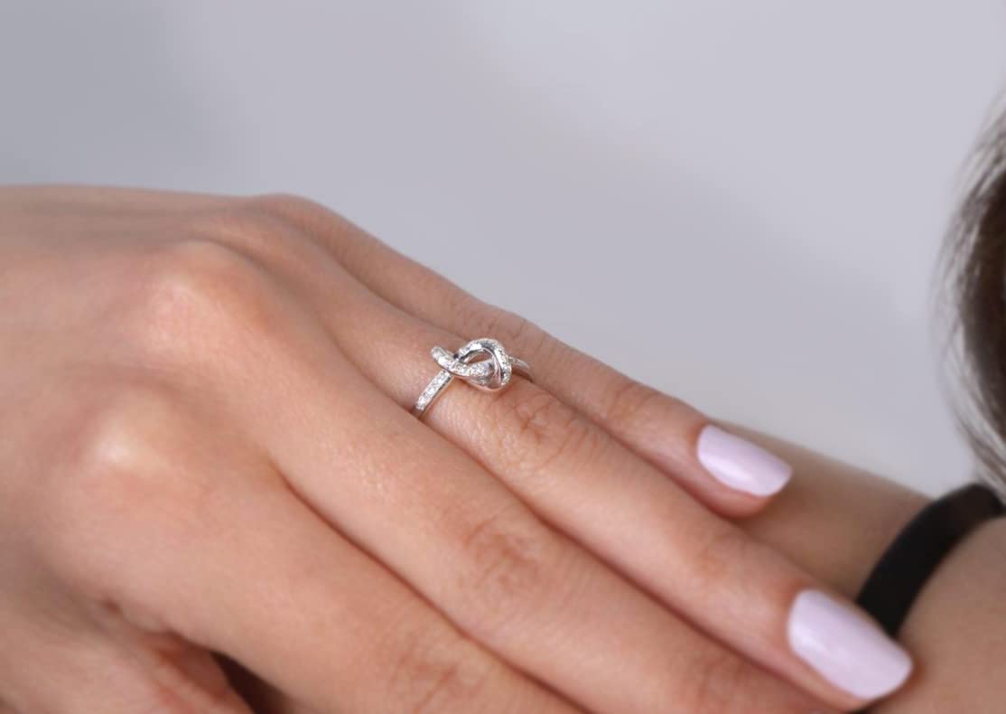 Elegant J. Box Women's Diamond Knot Ring in 9K, 14K & 18K Solid Gold - Promise Ring, Love Knot Ring, Engagement Ring with Brilliant or Black Diamonds - Perfect for Anniversaries, Valentine's Day & Proposals - RN240