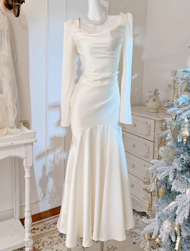 Elegant Mermaid Ivory Long Prom Dress with Long Sleeves - Wedding Gown J4802 for Formal Events, Evening Parties & Special Occasions