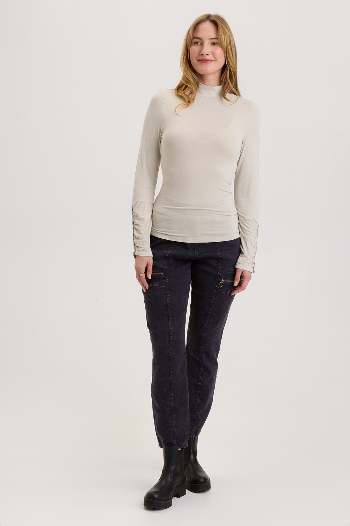 Ainsley Women's Soft Turtleneck Sweater - Cozy Knit Pullover for Fall & Winter - Perfect for Office, Casual Outfits & Layering