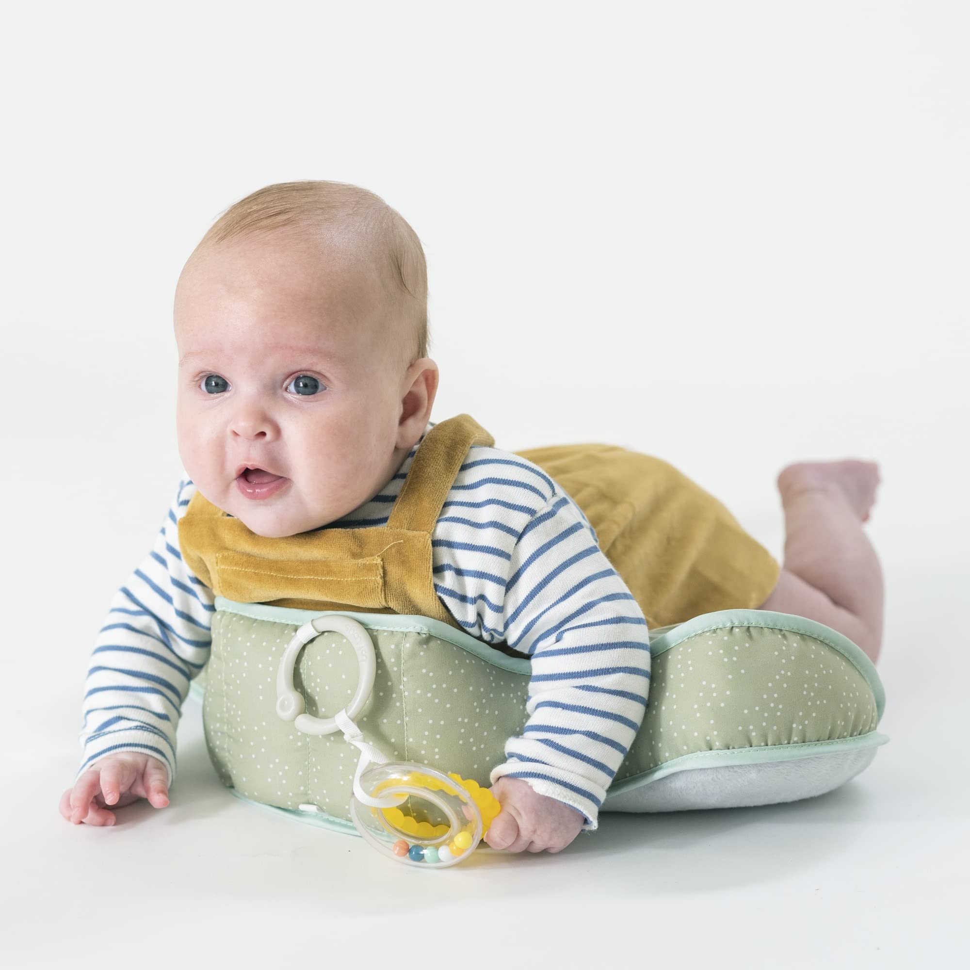 Taf Toys Tummy Time Cushion with Detachable Toys - Newborn Developmental Support for 0-6 Months | Strengthens Crawling Muscles | Montessori Sensory Toy for Infants & Toddlers | Perfect for Playtime, Floor Activities & Early Learning