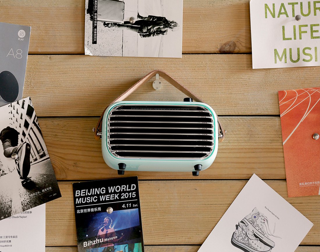 LoFree Poison Wireless Bluetooth Speaker with Rich Bass, Portable Outdoor Speaker (Green) - Perfect for Camping, Beach Parties, and Home Use