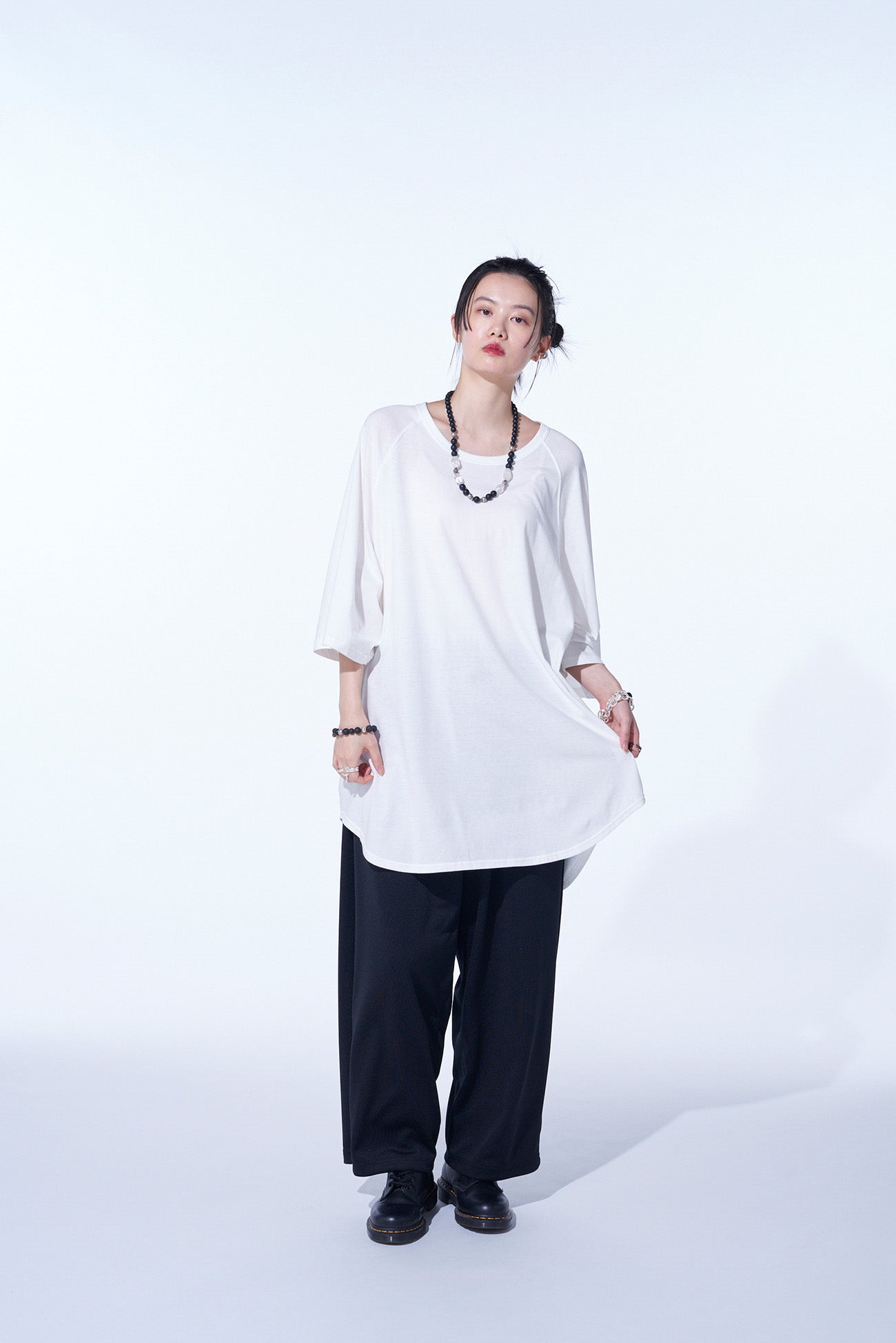 Oversized Cotton Jersey T-Shirt with Raglan Sleeves and Center Back Stitch - Comfortable Casual Wear for Men & Women | Perfect for Everyday Outfits, Lounge Wear and Street Style Fashion