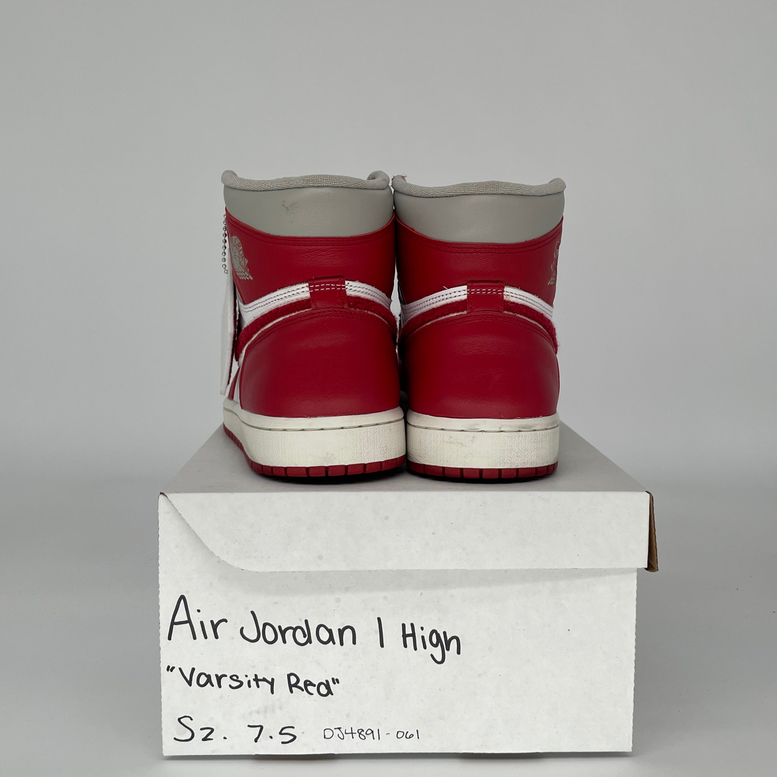 AIR JORDAN 1 Retro High OG Varsity Red Women's Size 7.5/9W - DJ4891-061 | Classic Basketball Sneakers for Streetwear & Casual Outfits