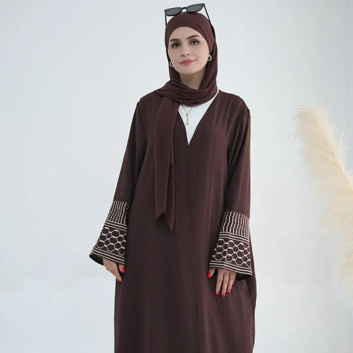 Elegant Muslim Women's Open Abaya Dress with Embroidery Sleeves - Modest Islamic Cardigan for Prayer, Home & Special Occasions