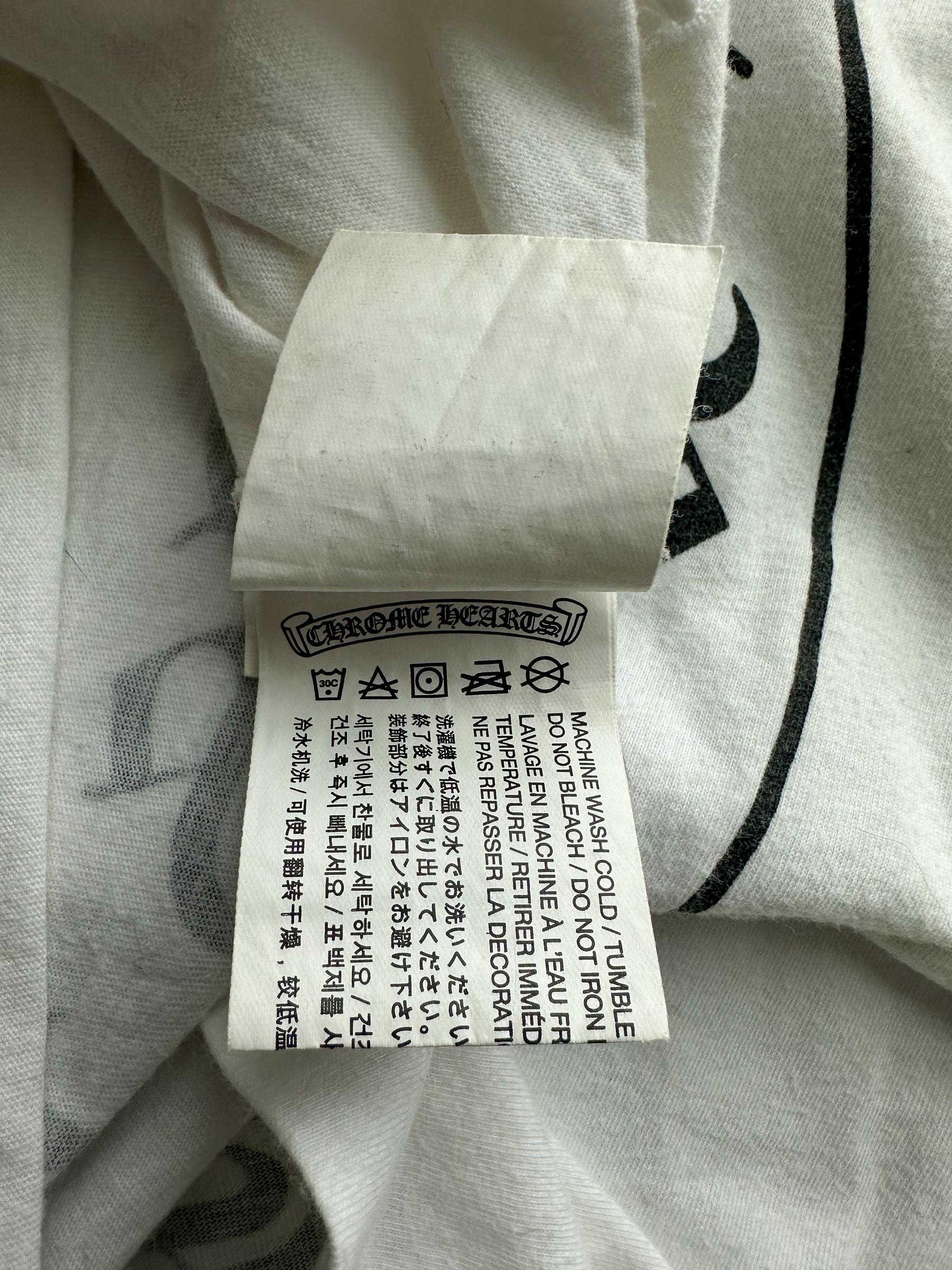Chrome Hearts White Las Vegas Horseshoe Long Sleeve T-Shirt for Men - Stylish Graphic Tee for Casual Wear & Street Fashion