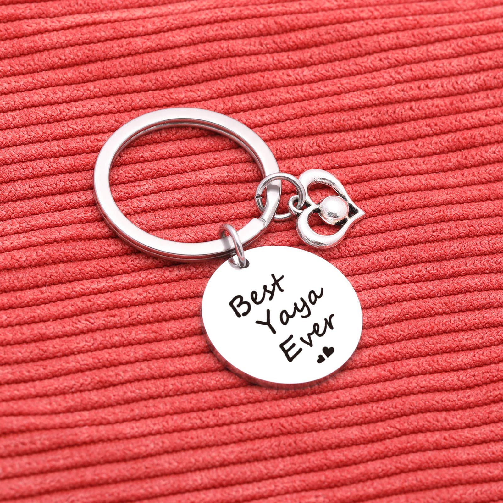 V.nisy Personalized Mother's Day Keychain - Best Yaya Ever, Grammy & Grandma Jewelry Gift for Mom, MIL & Grandmother - Perfect for Birthdays, Anniversaries & Special Occasions