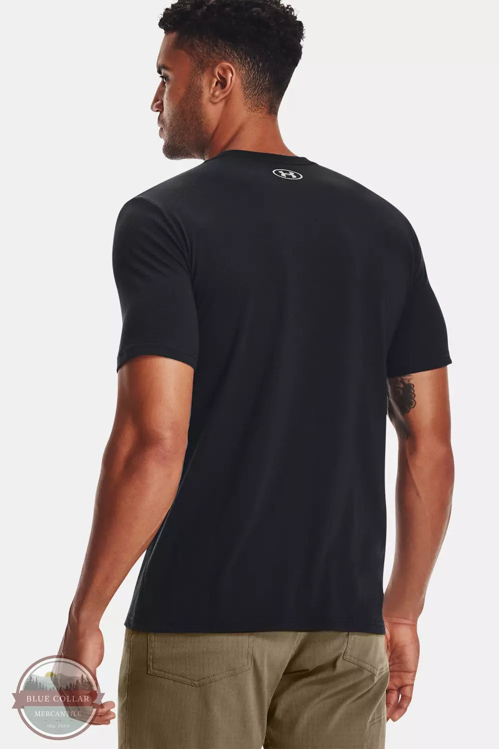 1366017 Short Sleeve Antler Logo T-Shirt for Men - Comfortable Casual Tee for Outdoor Activities and Everyday Wear