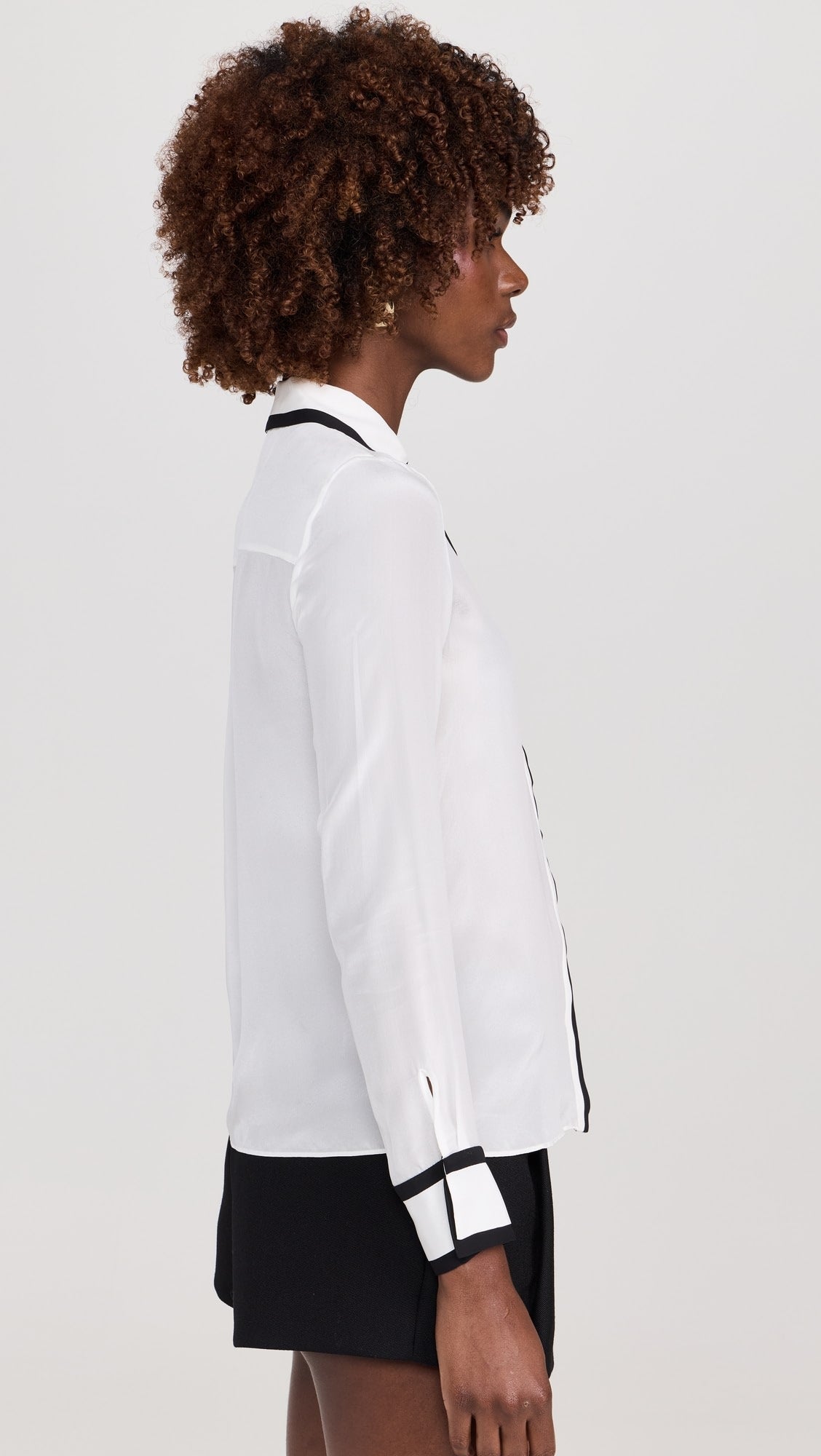 Alice & Olivia Women's Willa Placket Top - Stylish Casual Blouse for Work, Date Night & Everyday Wear