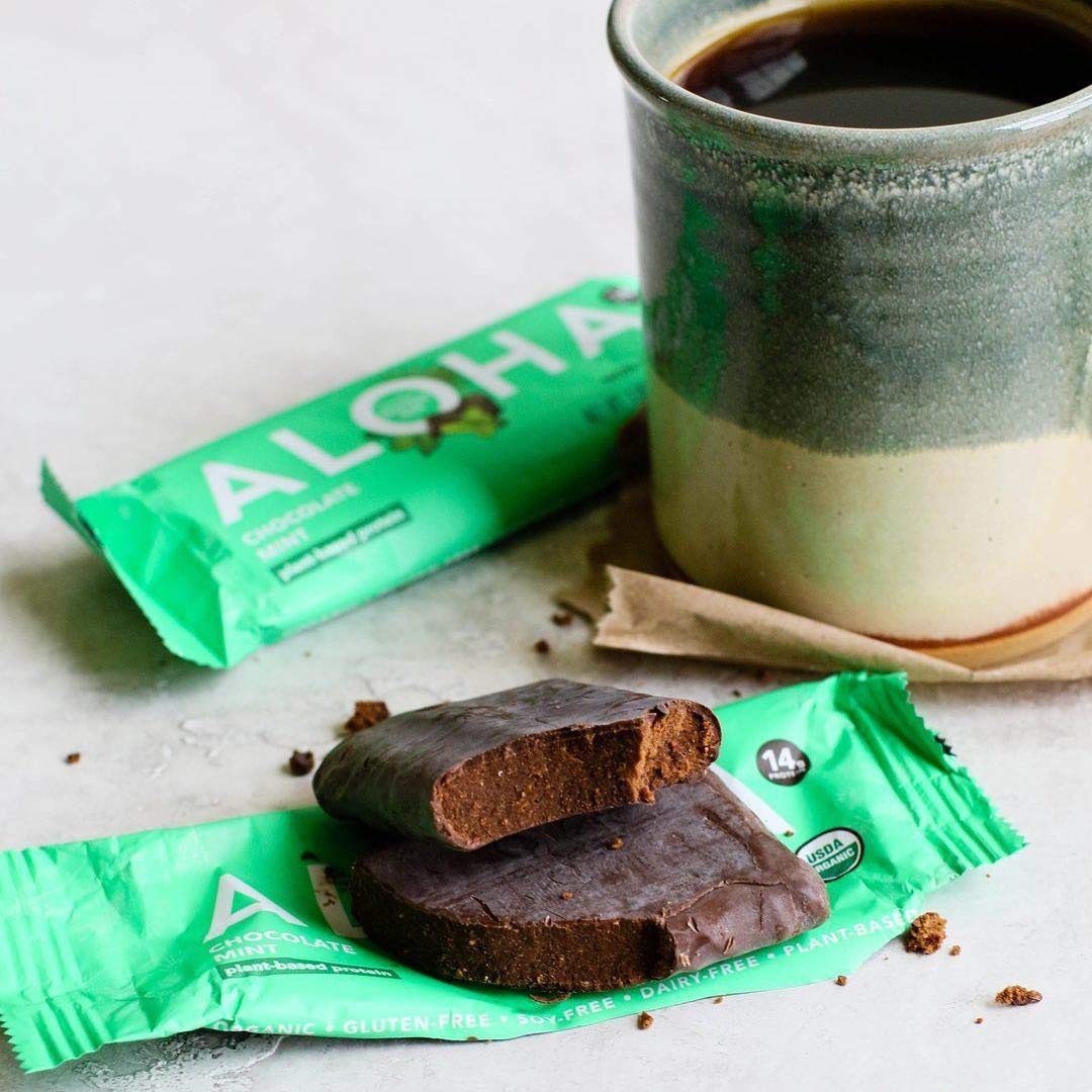 Organic Vegan Protein Bars - Low Sugar, Paleo, Non-GMO | Chocolate Mint Flavor for Fitness & Snacking
