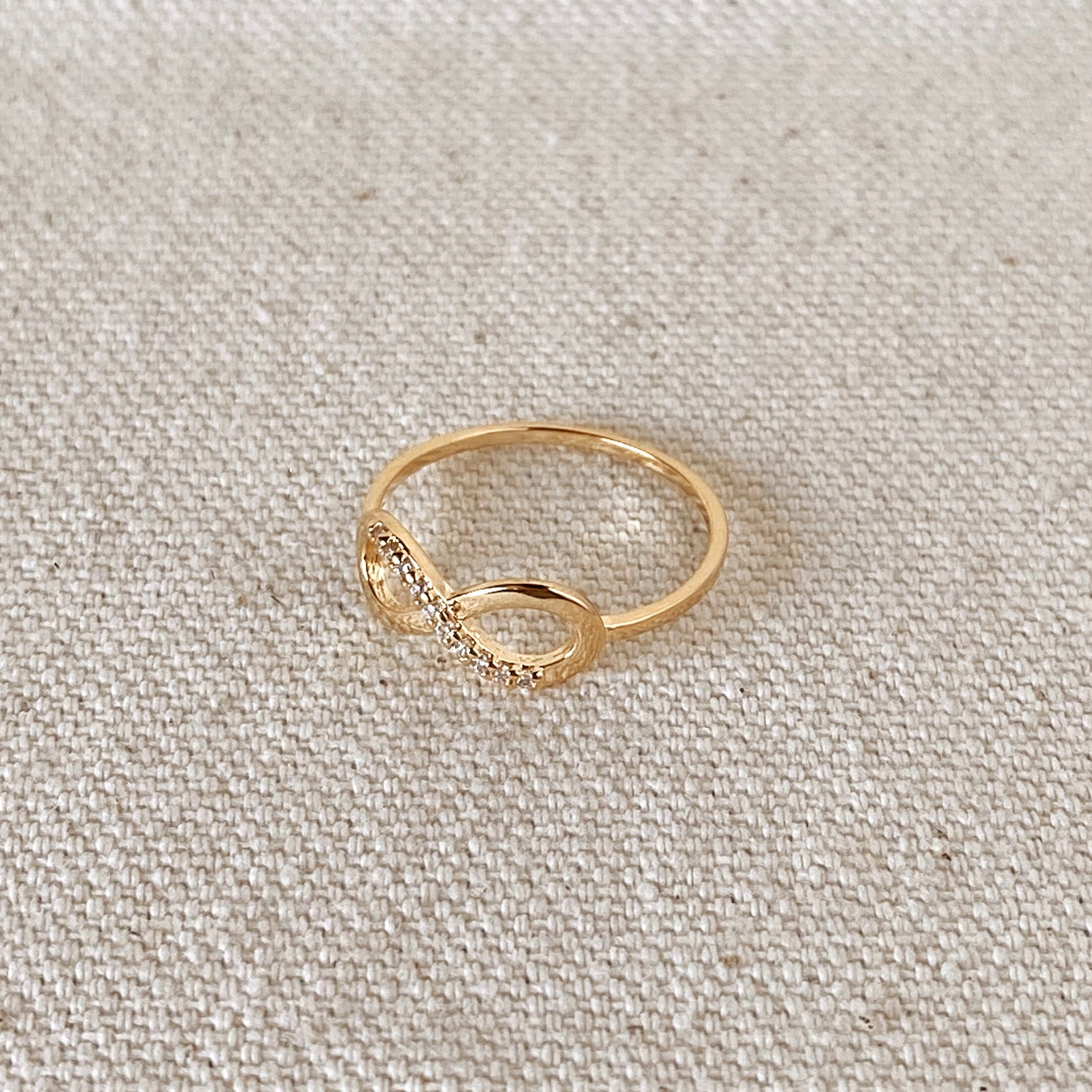 18K Gold Filled Infinity Dainty Ring for Women - Elegant Stackable Minimalist Jewelry Gift for Her - Perfect for Anniversary, Wedding, Valentine's Day & Everyday Wear