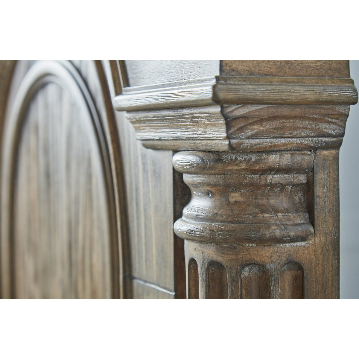 Architrave Queen Panel Bed in Brown - Elegant Bedroom Furniture for Master Suite & Guest Room Decor