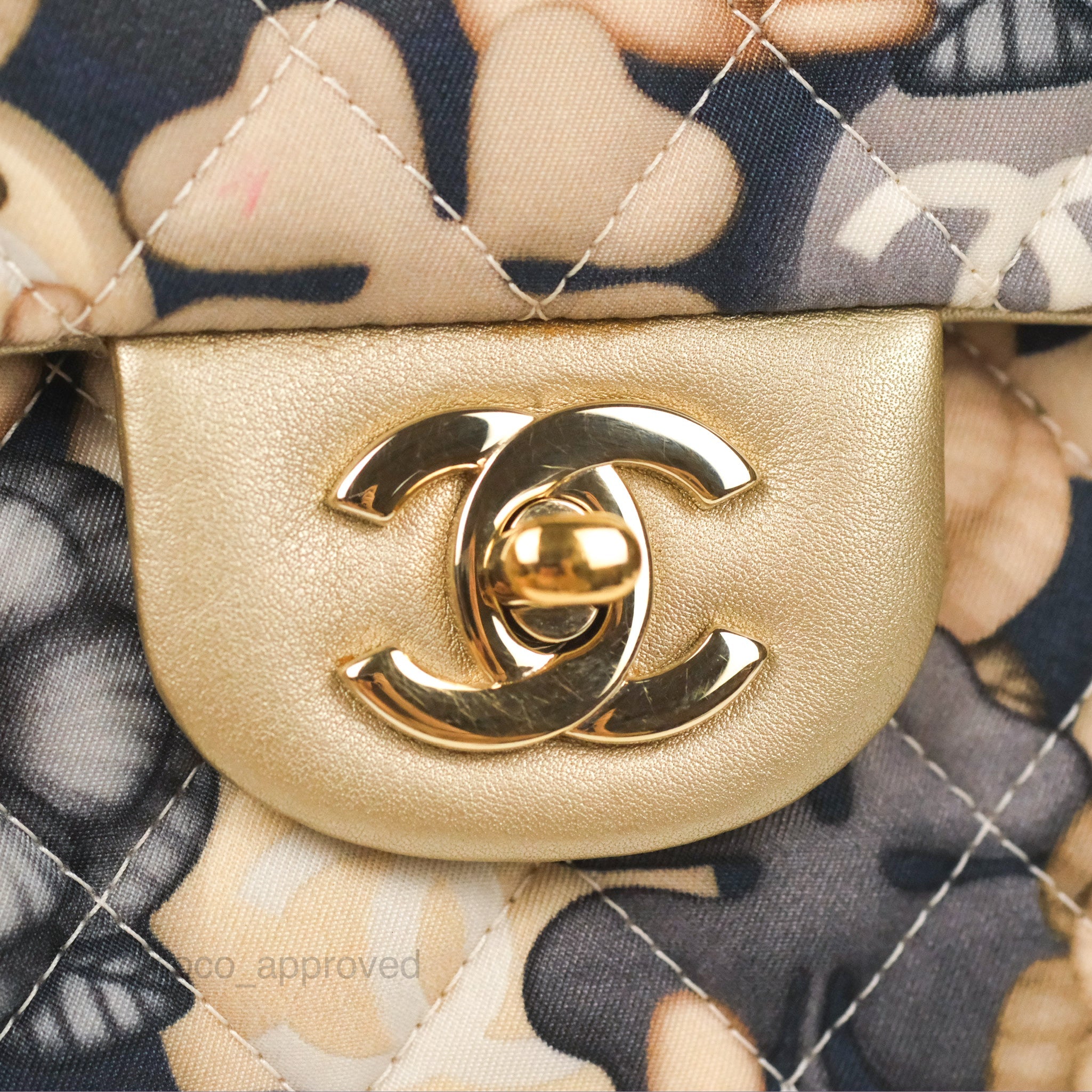 Chanel Medium Classic Double Flap Bag in Metallic Gold Lambskin with Gold Hardware - Luxury Designer Handbag for Women, Perfect for Parties, Date Nights & Special Occasions