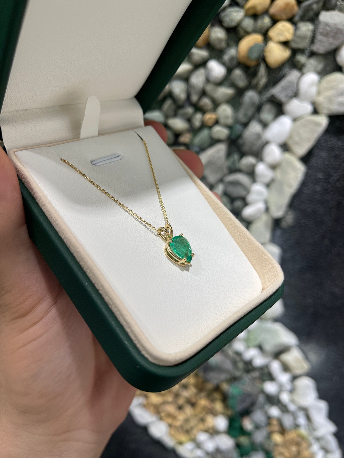 2.82 Carat 14K Yellow Gold Colombian Emerald Pear Cut Solitaire Pendant with 4 Prong Split Bail - Elegant Jewelry Gift for Women, Perfect for Weddings, Anniversaries & Special Occasions