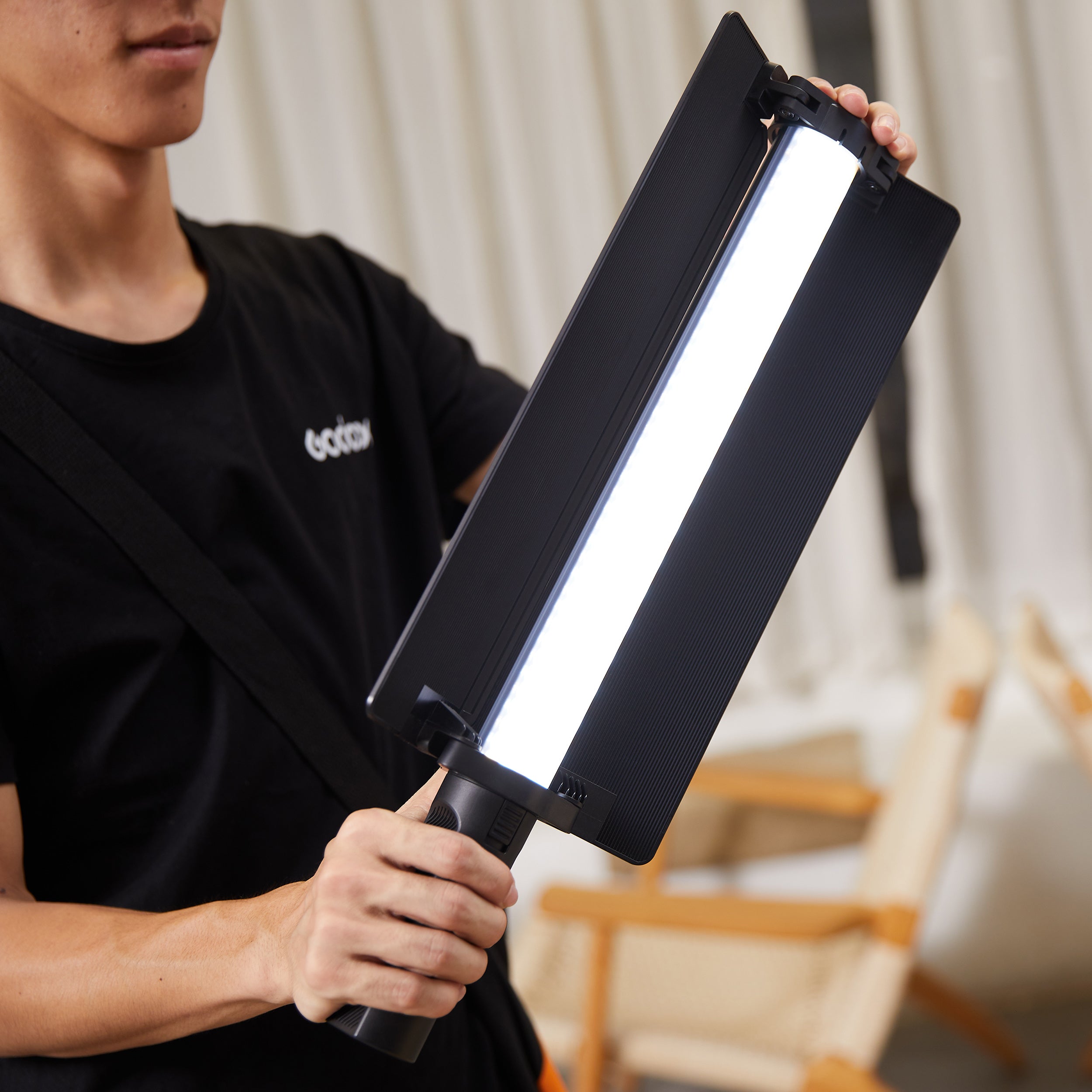 LC500mini Bi-Color LED Video Light Wand - Portable Handheld Lighting for Photography, Videography & Content Creation - Perfect for YouTube, TikTok, Vlogging & Studio Shoots