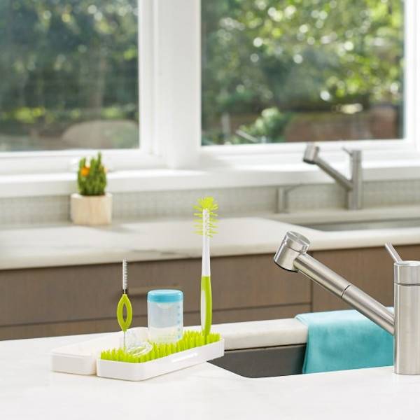 Boon Trip Travel Drying Rack & Bottle Brushes Set - Portable Dish Rack for Baby Bottles, Utensils & Travel Accessories - Compact Drying Station for Kitchen, Camping & RV Trips