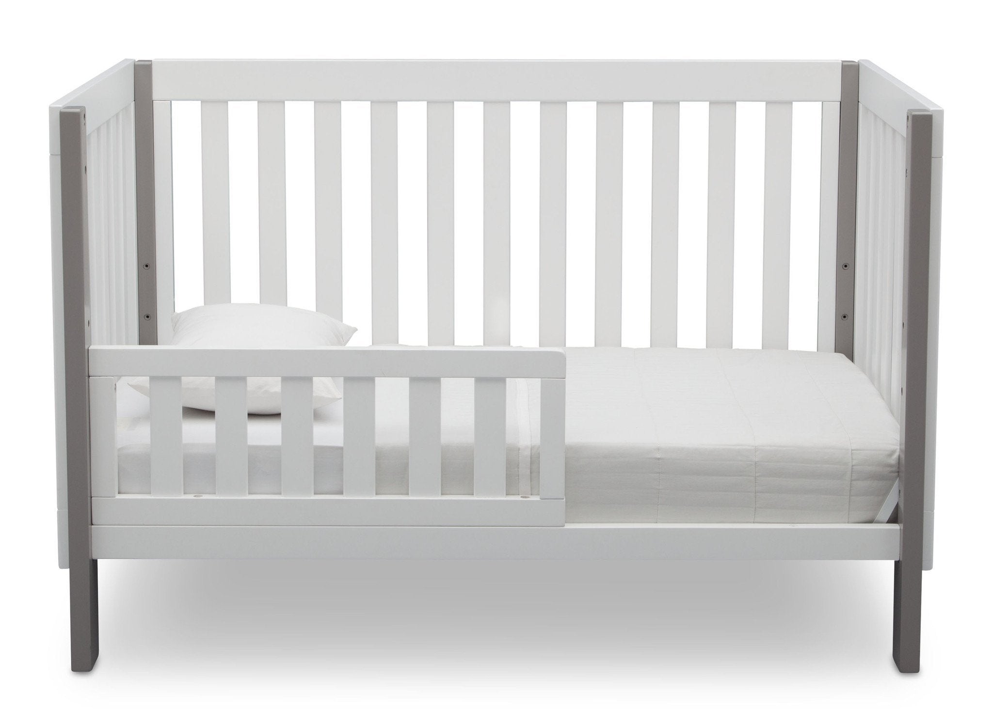 Bellevue 3-in-1 Convertible Baby Crib - Toddler Bed & Daybed with Adjustable Mattress Height | Nursery Furniture for Newborns to Kids | Perfect for Bedrooms, Daycare & Guest Rooms