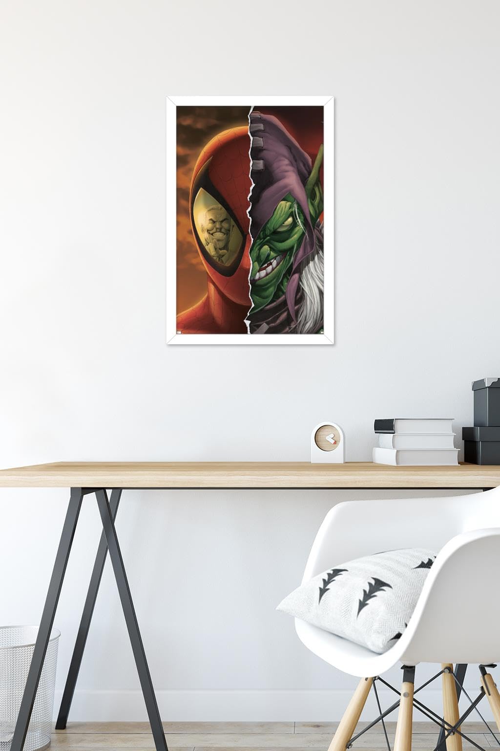 Marvel Comics Green Goblin Spider-Man House of M #4 Wall Poster - 22.4x14.7 Inches White Framed Art Print for Home Decor, Office & Gifts | Superhero Room Decor, Comic Book Fan Collectible