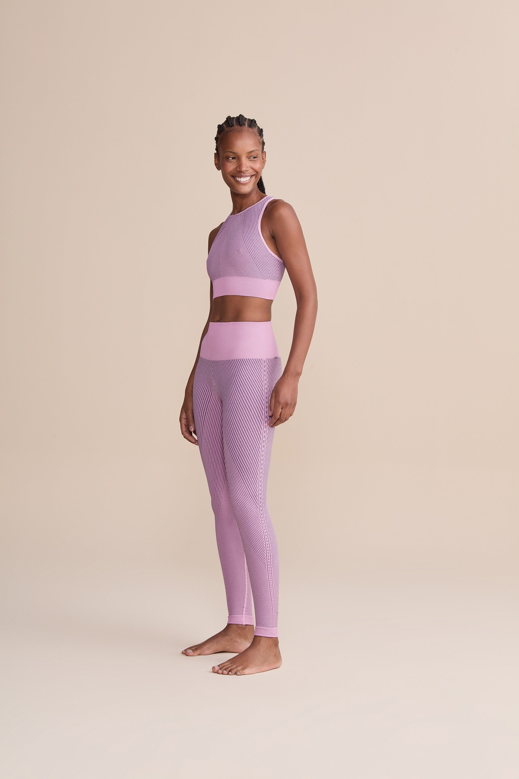 Seamless Diagonal Long Leggings for Women - High Waisted Yoga Pants with Tummy Control - Perfect for Workouts, Running & Lounge Wear