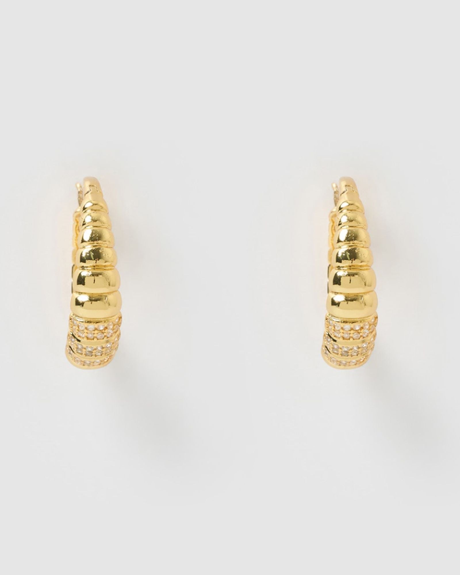 Izoa Abigail Gold Hoop Earrings for Women - Elegant & Trendy Jewelry for Everyday Wear, Parties & Special Occasions