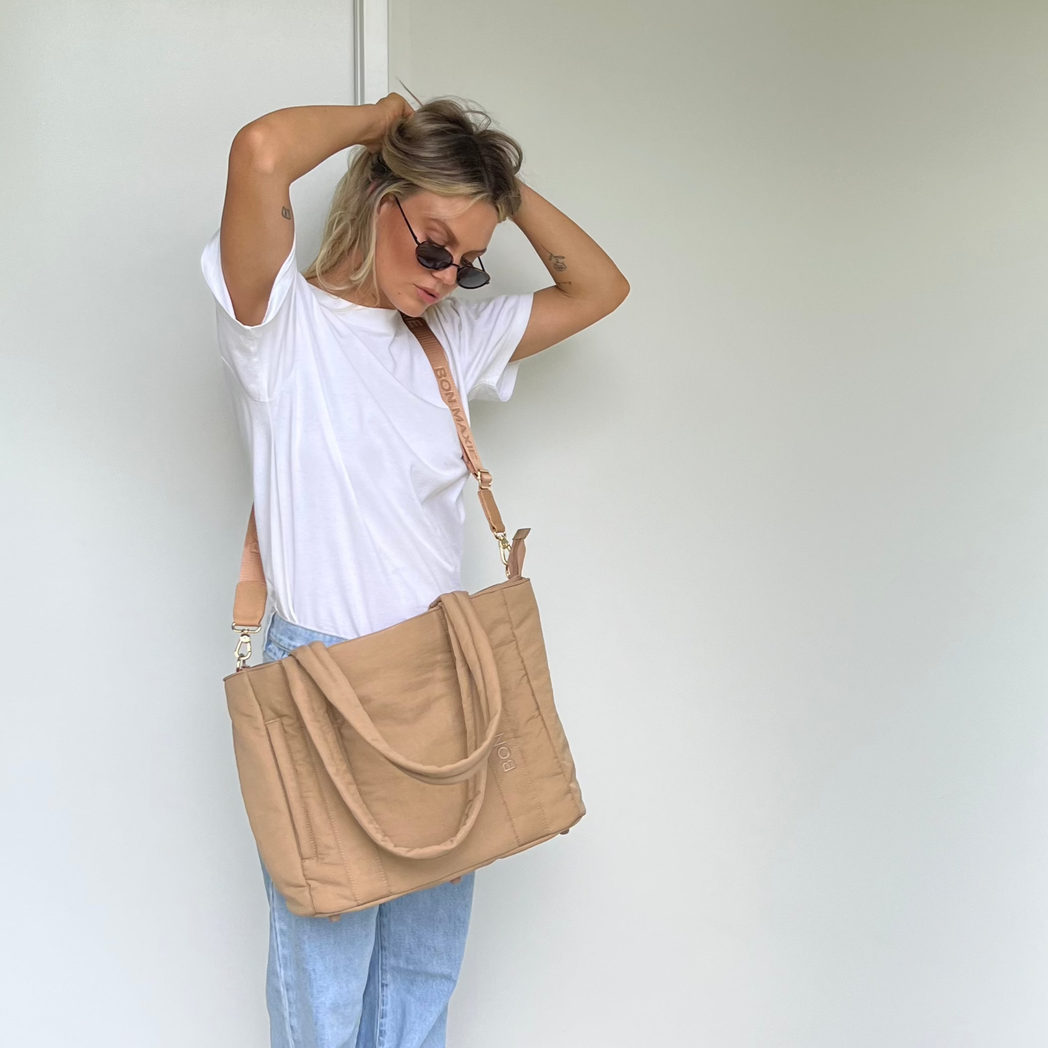 Stylish and Durable Everyday Tote Bag in Tan - Perfect for Work, Shopping, and Travel | Lightweight & Spacious Carryall for Women