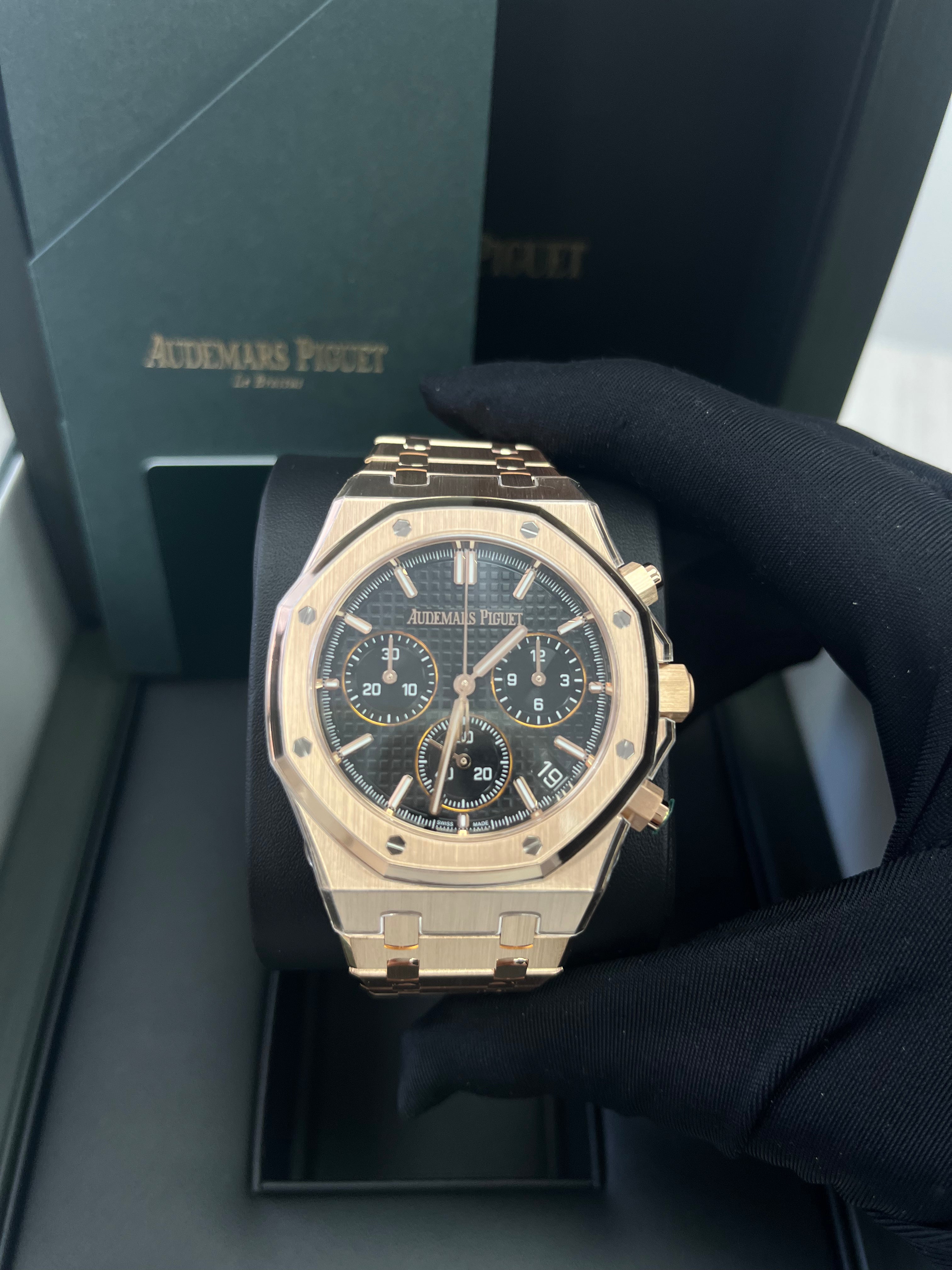 Audemars Piguet Royal Oak Chronograph 26240OR.OO.1320OR.06 - Luxury Men's Watch with Black Dial, 18K Rose Gold Case & Bracelet - Perfect for Business, Gala & Special Occasions
