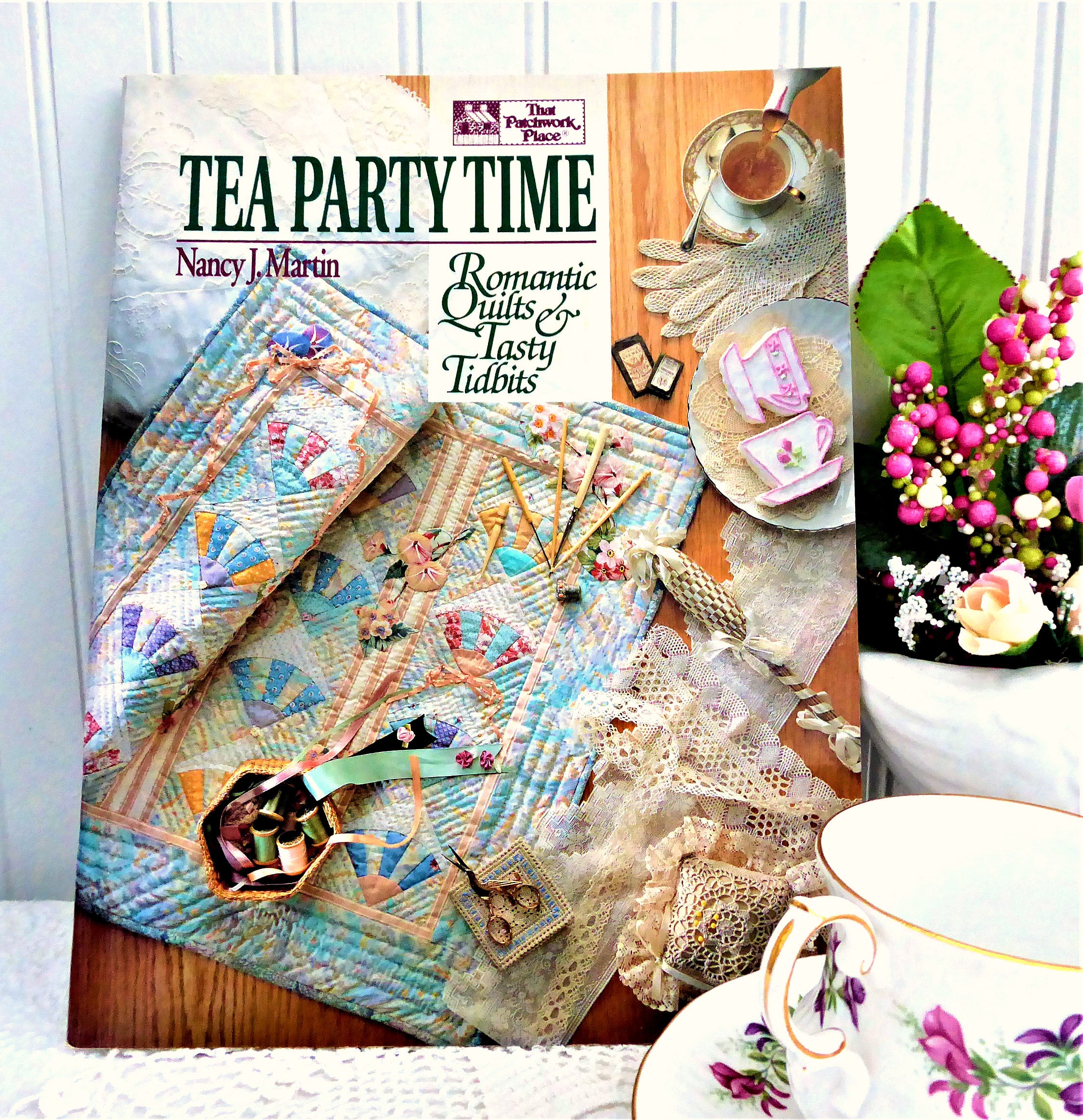 Tea Party Romantic Patchwork Quilting Guide Book - Vintage 1992 Quilting Primer & Sewing Patterns for Beginners | Perfect for DIY Quilting Projects, Home Decor, and Thoughtful Gifts