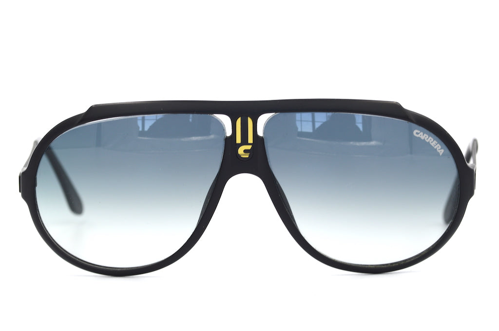 Carrera 5512 90 Sunglasses - Polarized Aviator Style for Men & Women - UV Protection - Perfect for Driving, Outdoor Sports & Travel