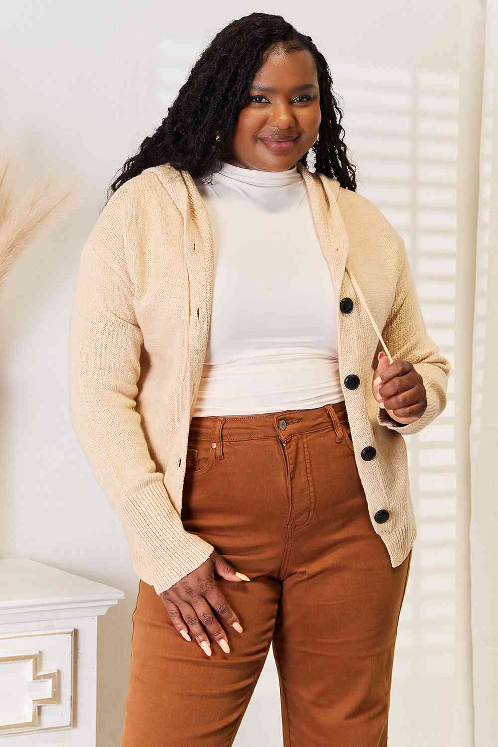 Stylish Tan Button Down Long Sleeve Hooded Sweater for Men & Women | Cozy Fall & Winter Pullover | Perfect for Casual Outfits, Layering and Outdoor Activities
