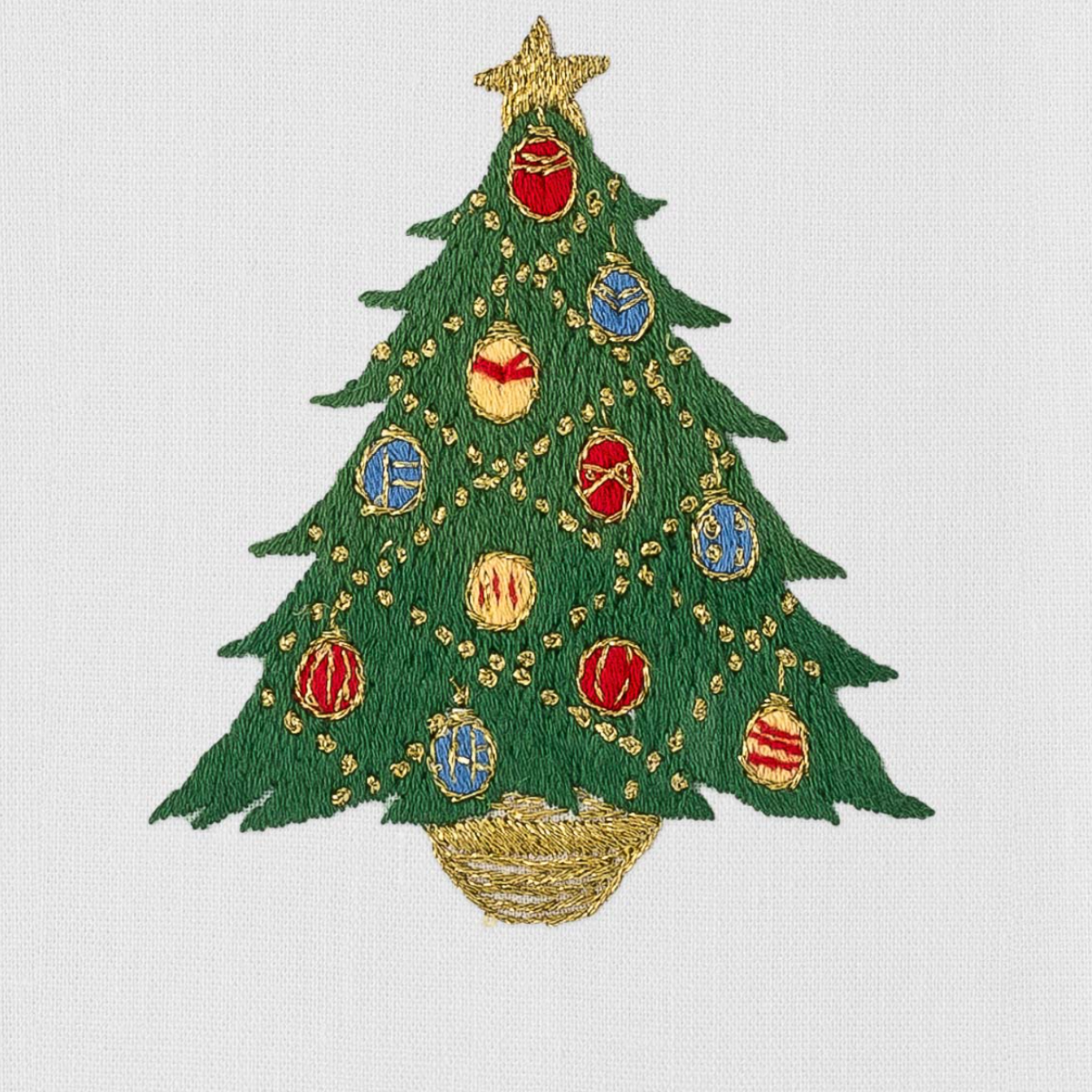 Christmas Tree Design Dinner Napkins - 50 Pack Holiday Themed Paper Napkins for Christmas Party, Dinner Table Decorations & Festive Celebrations
