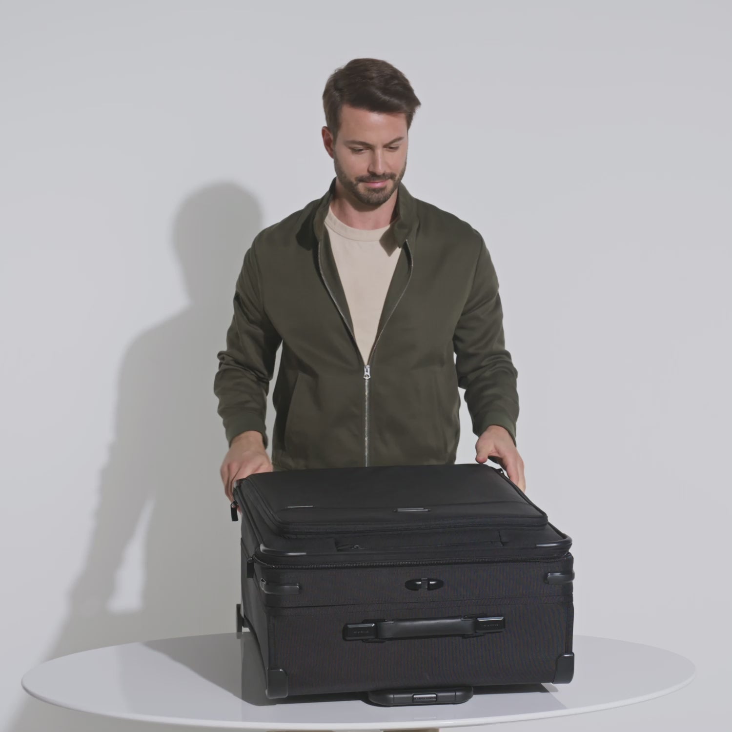 Briggs & Riley BASELINE LIMITED EDITION Large Expandable Spinner Luggage - Premium Carry-On Suitcase for Business Travel & Vacation | Durable Lightweight Design with 360° Wheels