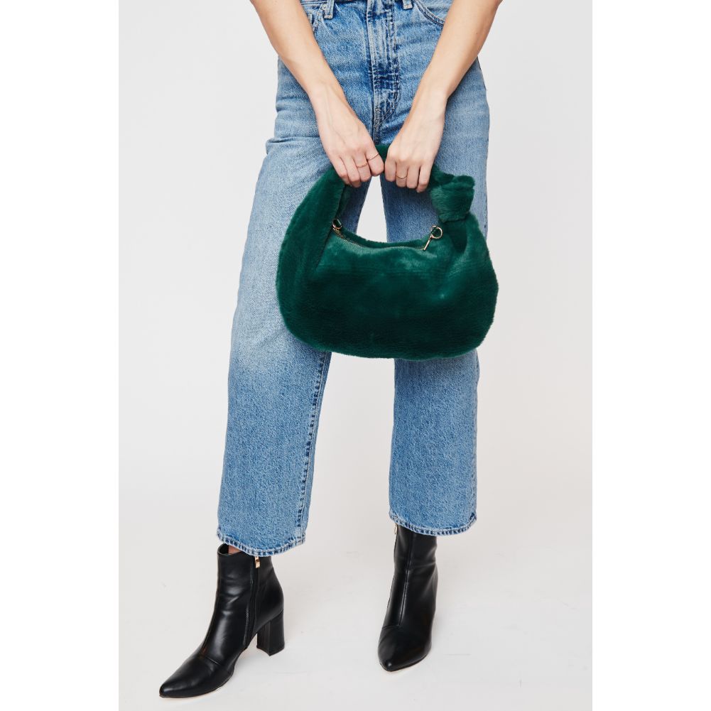 Stylish Sylvia Crossbody Bag for Women - Fashionable Leather Shoulder Purse - Perfect for Work, Travel & Everyday Use