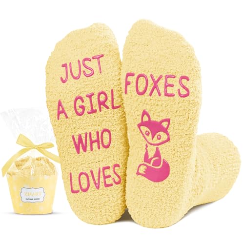 Just a Girl Loves Foxes