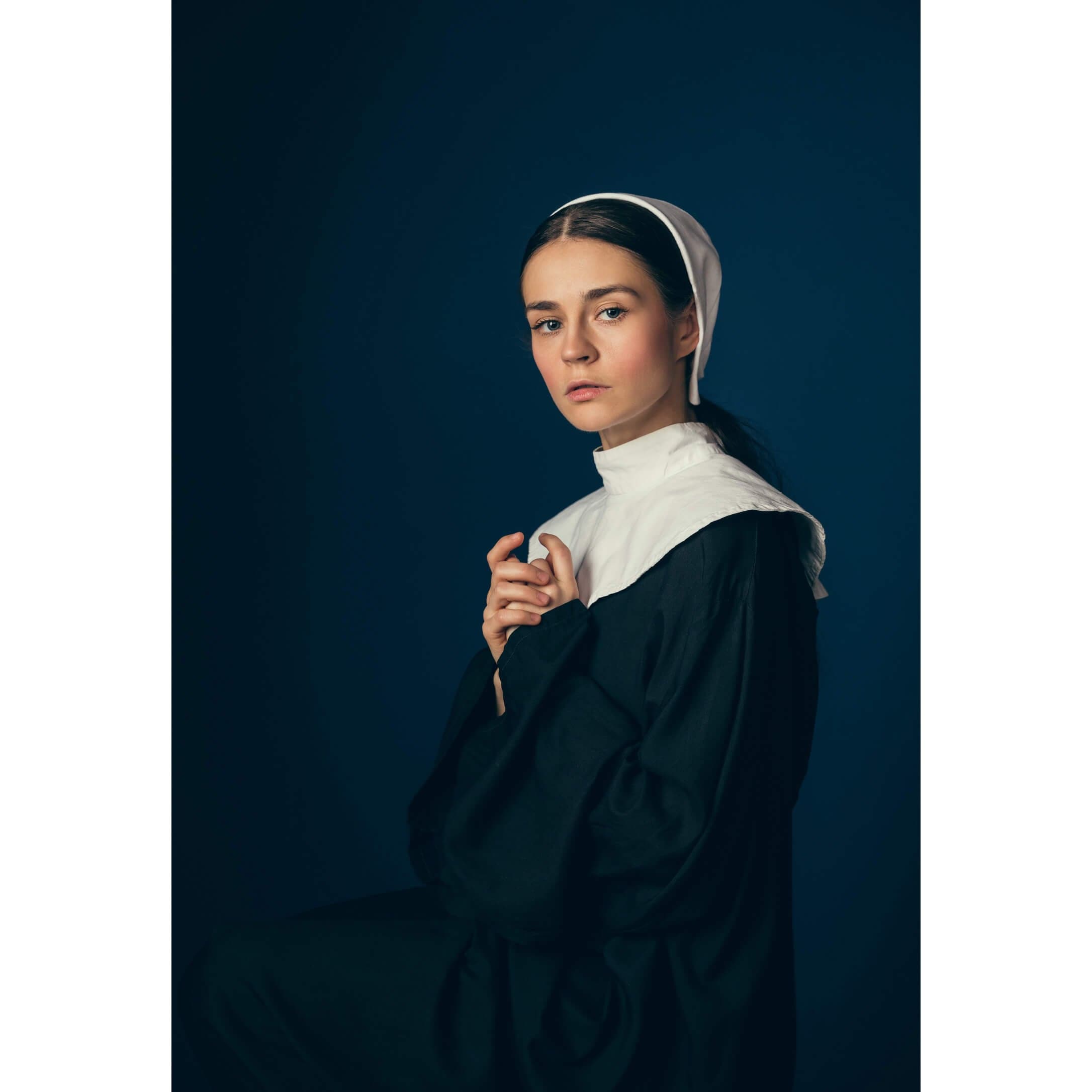 Hand Dyed Sapphire Blue Canvas Backdrop (2 x 3m) - Premium Photography Background for Studio, Portraits & Events - Durable & Wrinkle-Resistant Fabric