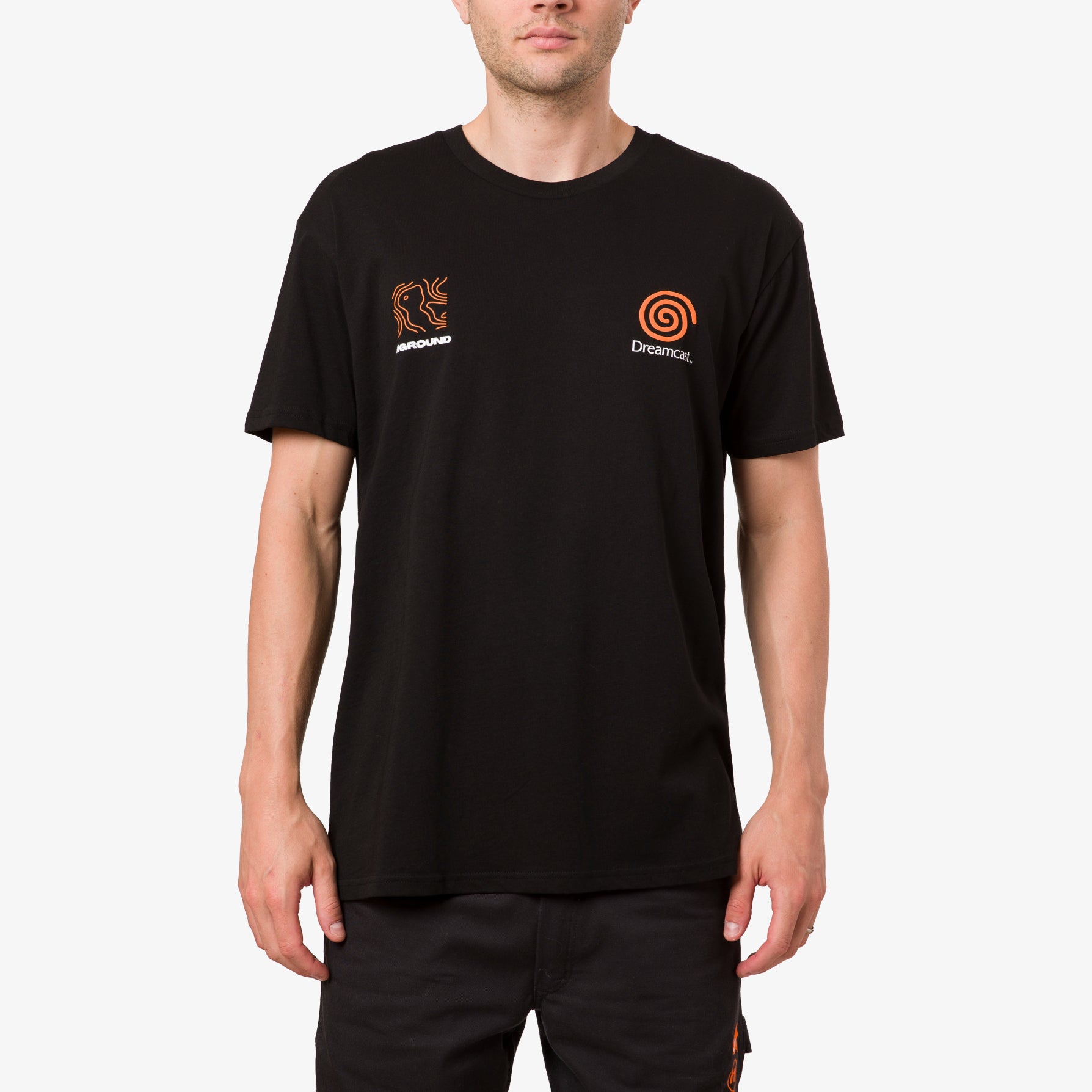 Sonic x Higround Dreamcast T-Shirt - Retro Gaming Tee for Men & Women - Perfect for Casual Wear, Gaming Events, and Gift Giving