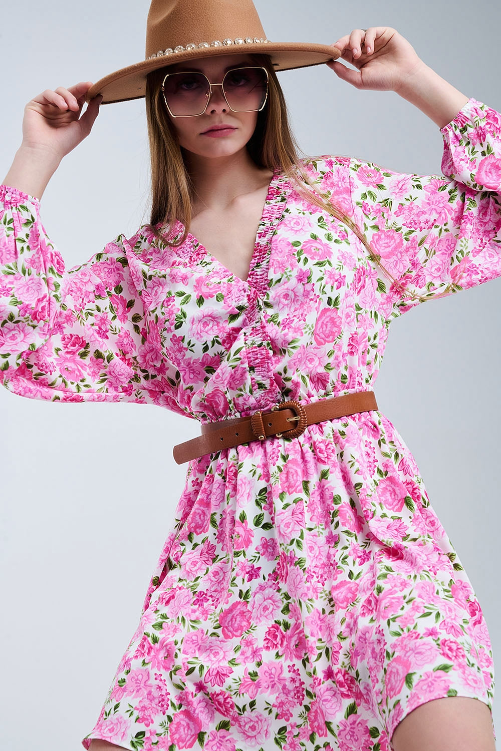 Elegant V-Neck Floral Robe with Pink Flowers and Green Accents - Perfect for Loungewear, Spa Days, and Bridal Showers