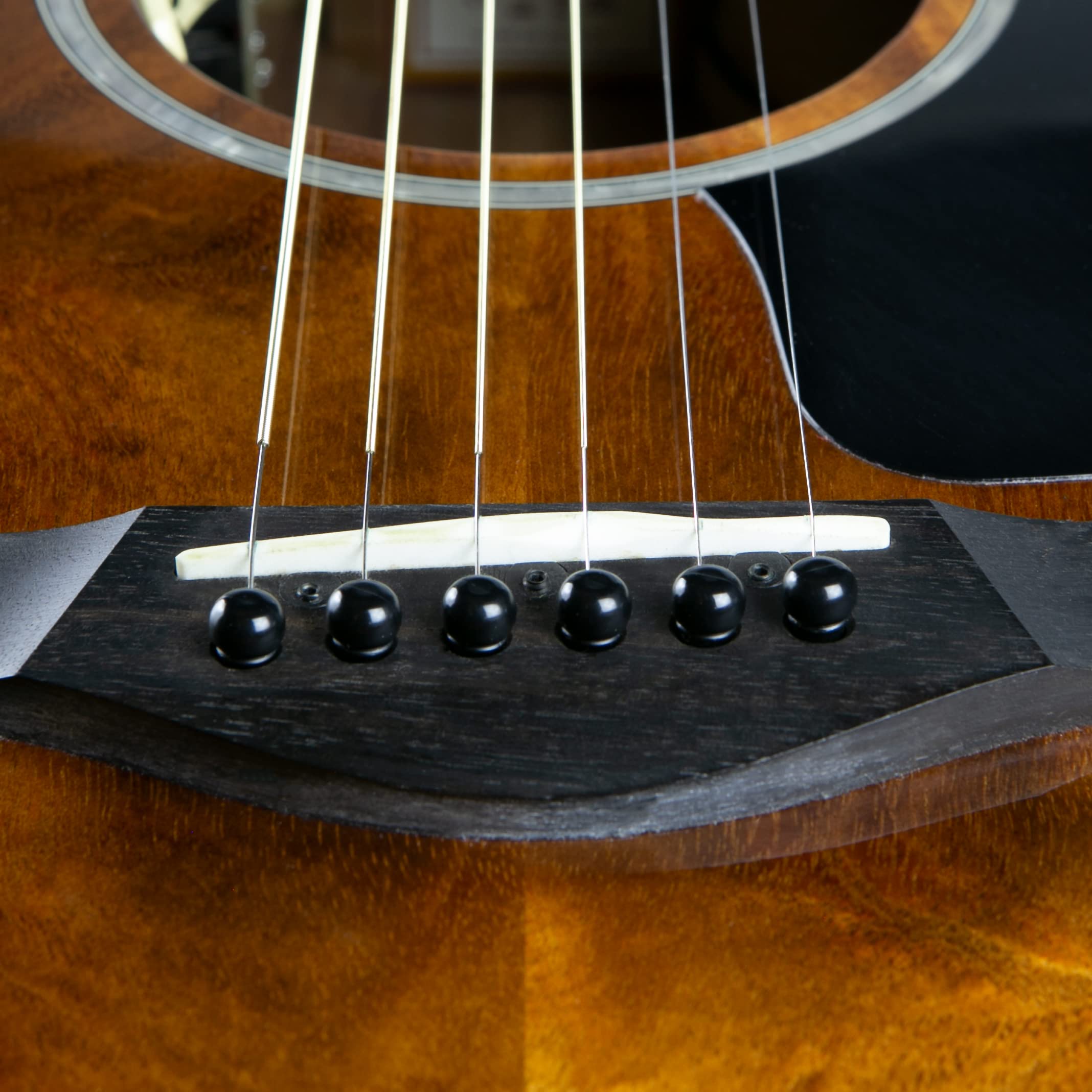 GHS Strings CCBB20 Contact Core Bright Bronze Acoustic Guitar Strings - Extra Light Gauge (11-50) - Perfect for Fingerstyle & Light Strumming