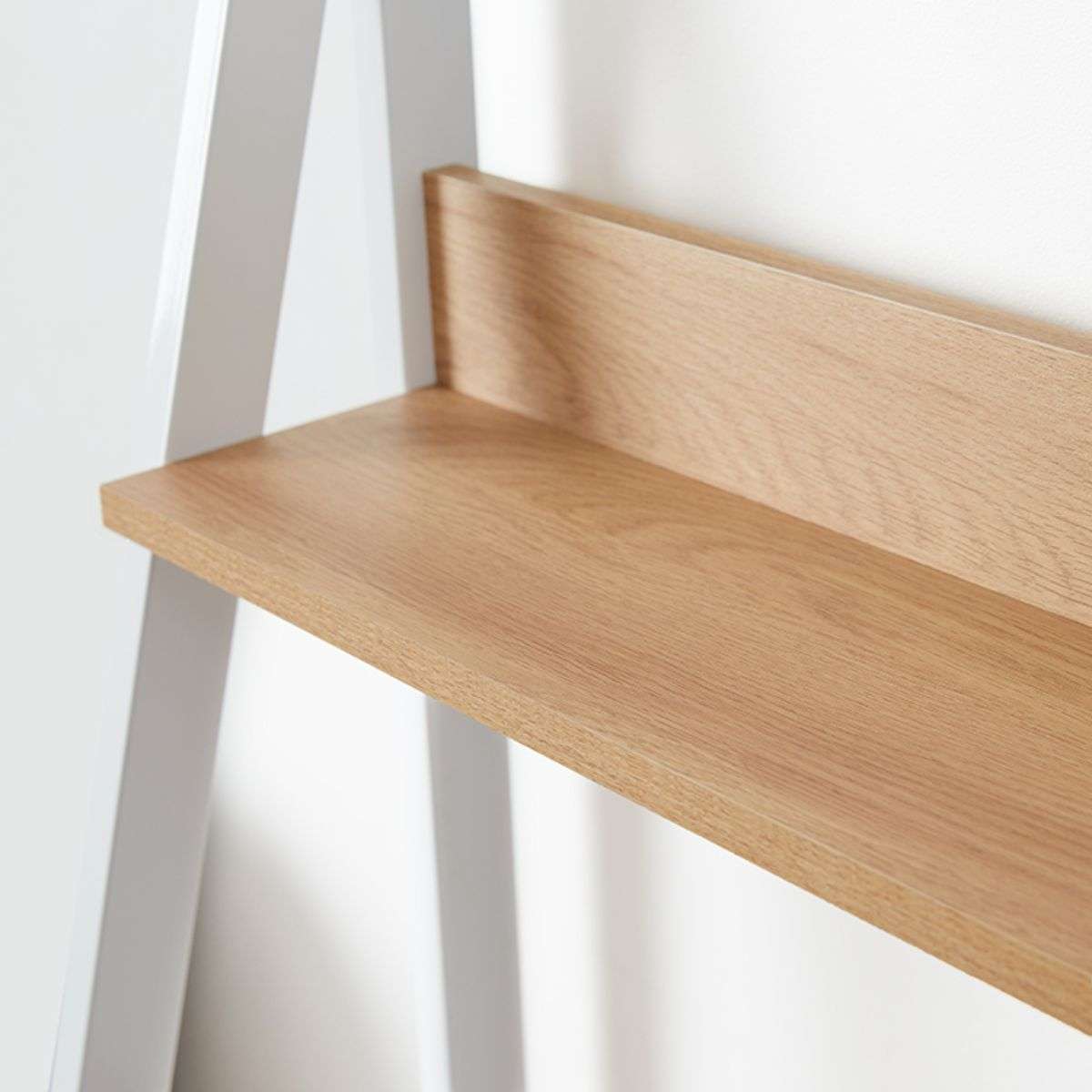 Modern White Urban Desk - Sleek & Stylish Home Office Furniture for Small Spaces, Work from Home & Study Rooms