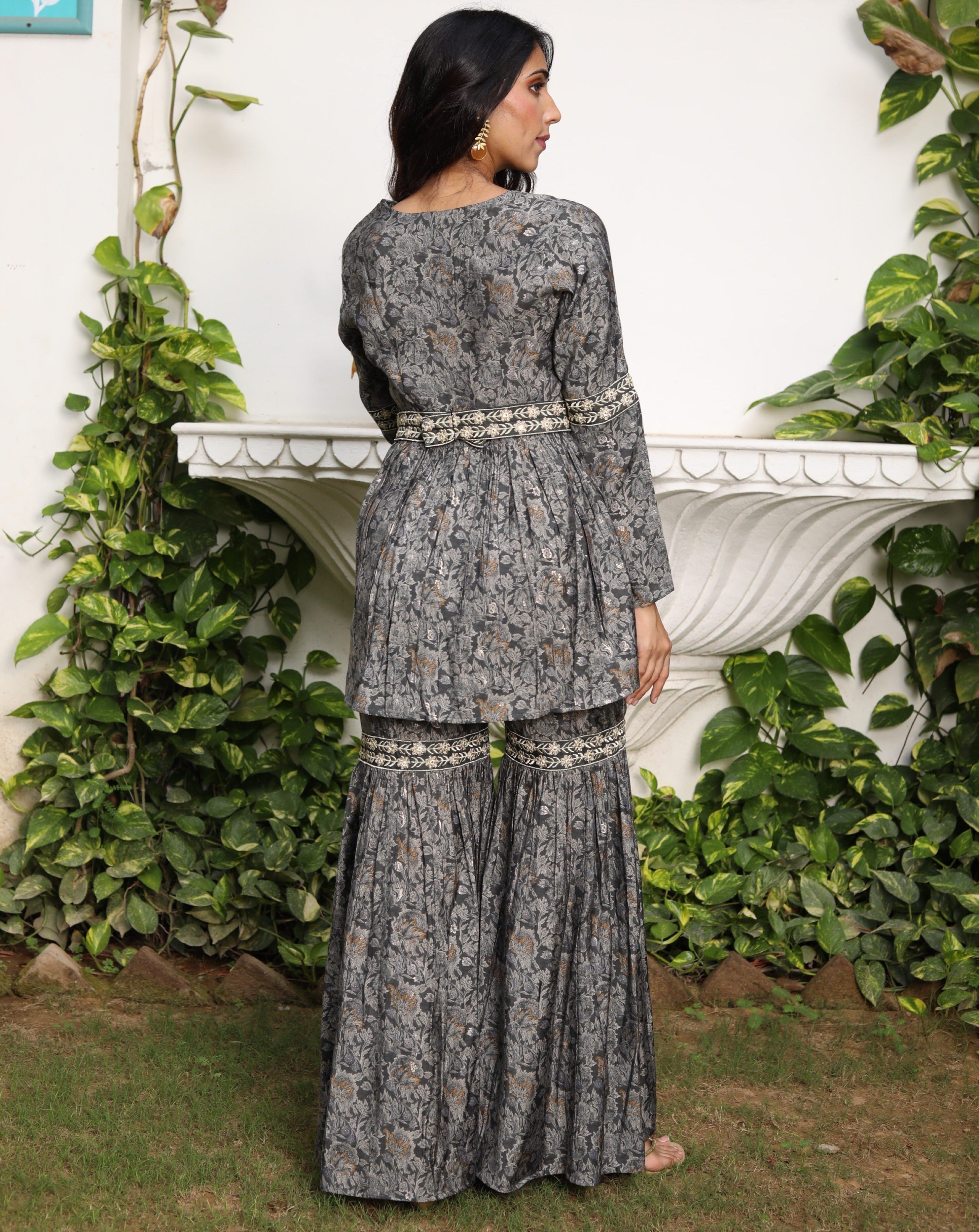Latest Floral Grey Sharara Set for Wedding - Elegant Pakistani Bridal Outfit for Women - Perfect for Mehndi, Walima & Special Occasions