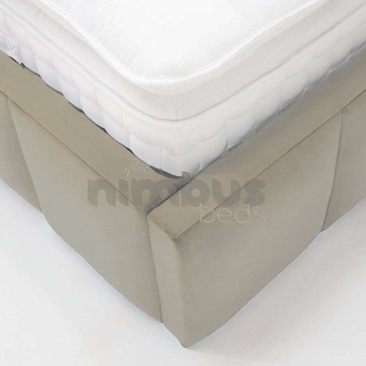 4-Panel Square Bed Frame - Queen Size, Sturdy Wooden Platform Bed with Headboard - Perfect for Modern Bedrooms, Guest Rooms & Dormitories