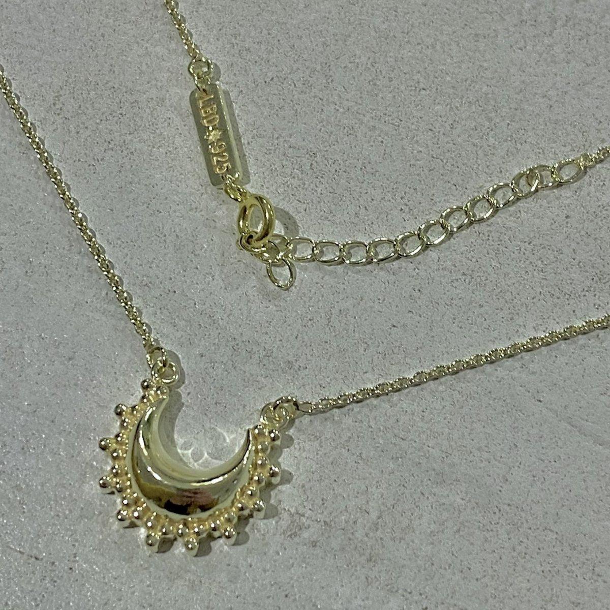 Laihas Prestige 'Tammie' Goddess Crescent Moon Boho Necklace - Gold Plated Hippie Jewelry for Women - Perfect for Music Festivals, Beach Parties & Boho Fashion
