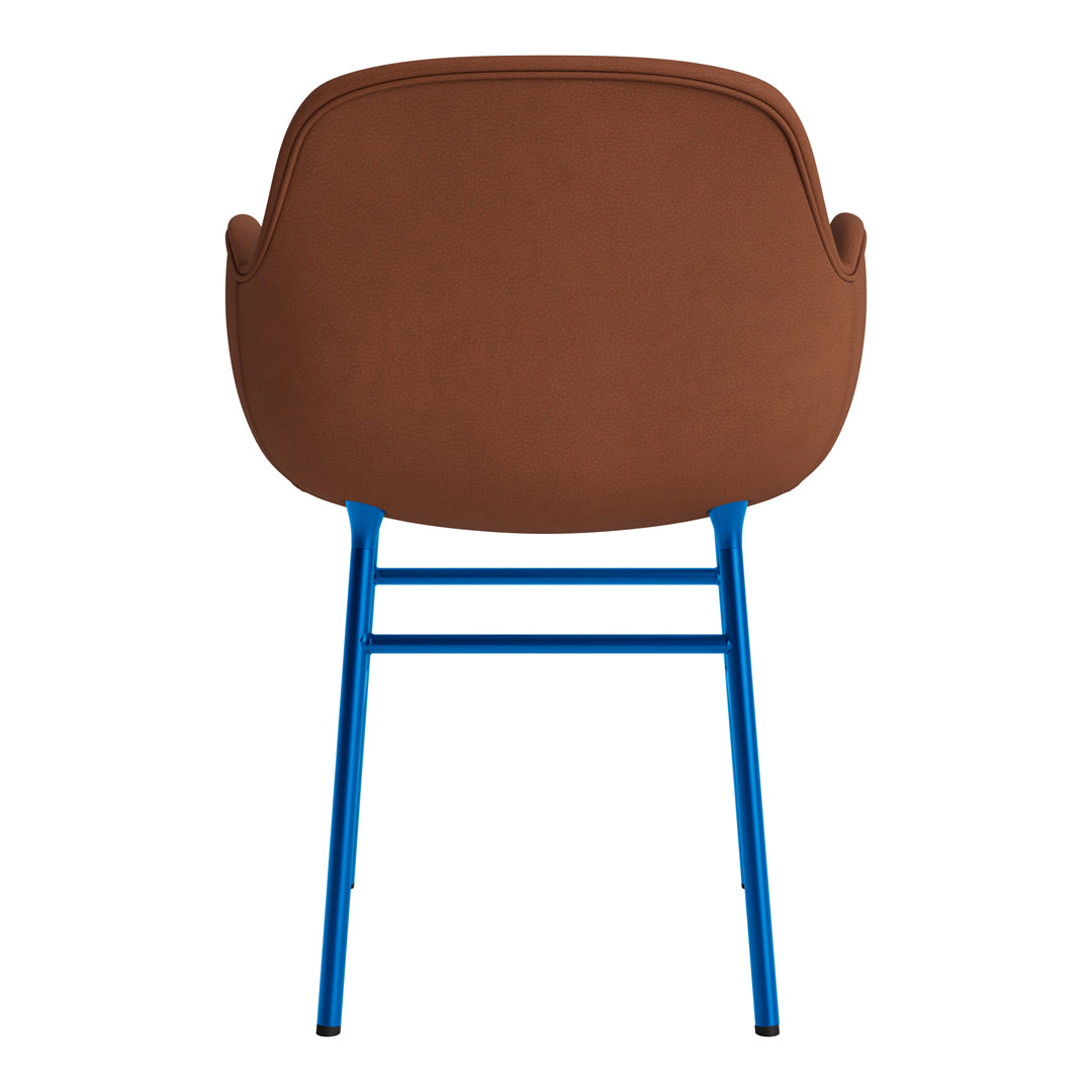 Modern Form Armchair with Sturdy Metal Legs & Soft Upholstery - Perfect for Living Room, Office, or Reading Nook