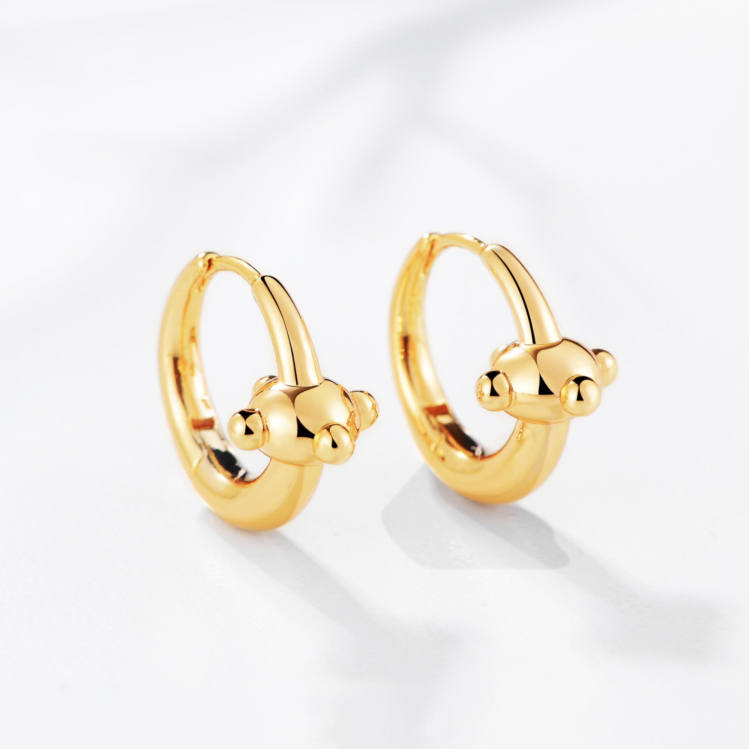 FETTERO Gold Plated Huggie Hoop Earrings for Women - Hypoallergenic Dainty Twist Link Hoops, Minimalist Jewelry Gift | Perfect for Everyday Wear, Date Nights & Special Occasions