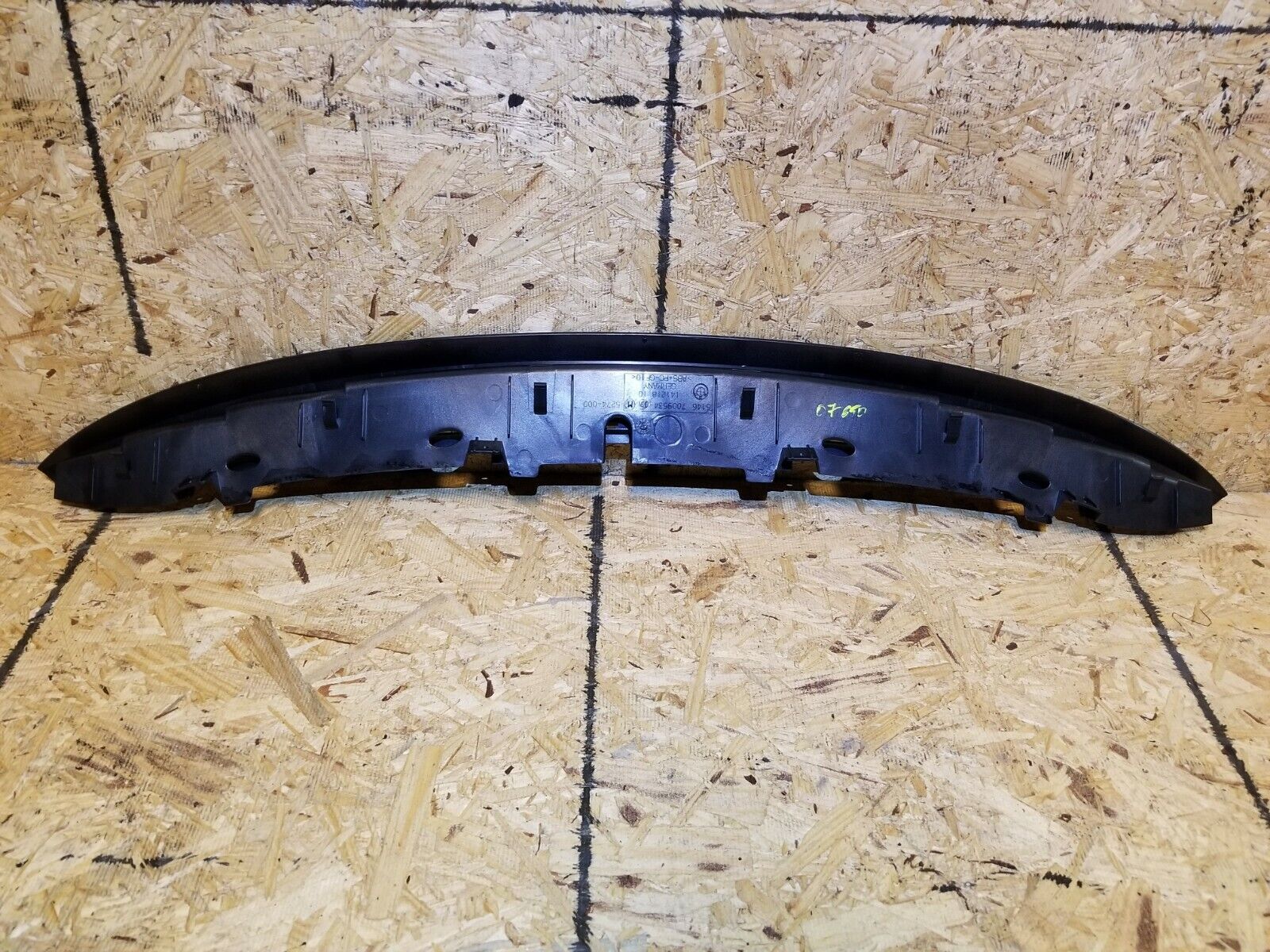 2006-2010 BMW 650i E63 Rear Windshield Trim Vent OEM Replacement Part - Perfect for Car Restoration & Weather Protection