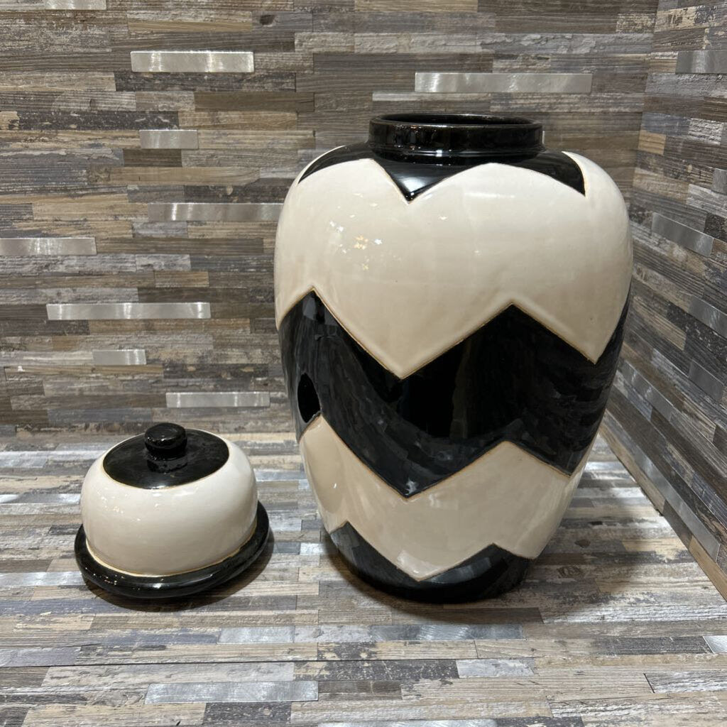 Chevron Ceramic Urn Vase - Elegant Black and White Home Decor for Ashes - Perfect Memorial Gift for Funerals, Sympathy, and Remembrance