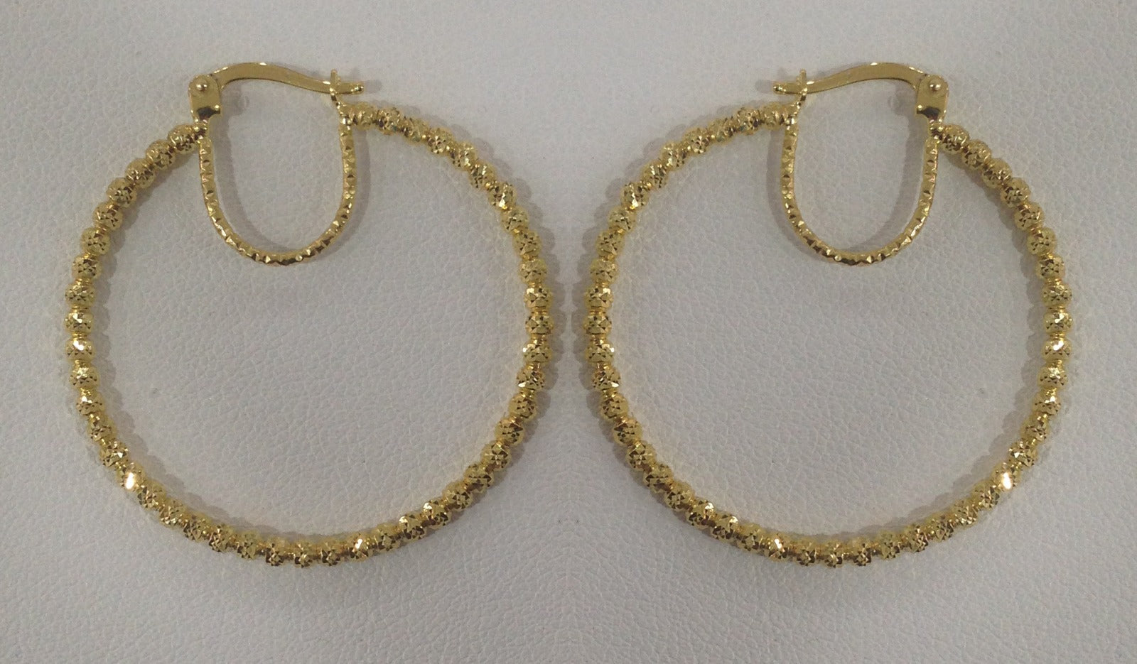 14K Gold Earrings for Women - Elegant 19mm Hoop Earrings for Everyday Wear & Special Occasions