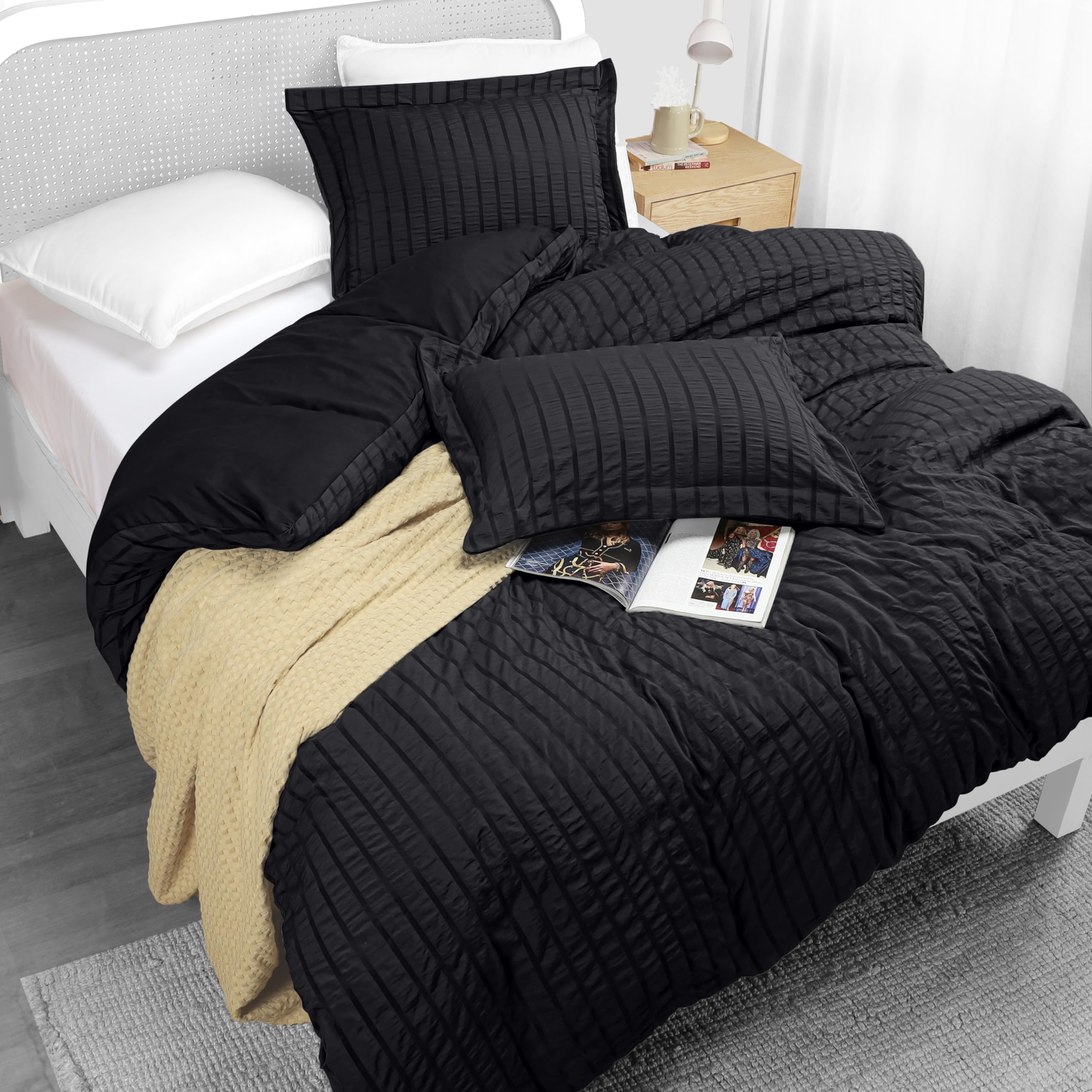Utopia Bedding Queen Size Duvet Cover Set - 3PC Seersucker Comforter Cover with Zipper Closure & 2 Pillow Shams - Soft Brushed Microfiber 90x90 Inches (Black) - Perfect for Bedroom, Guest Room & Hotel Use - Comforter Not Included