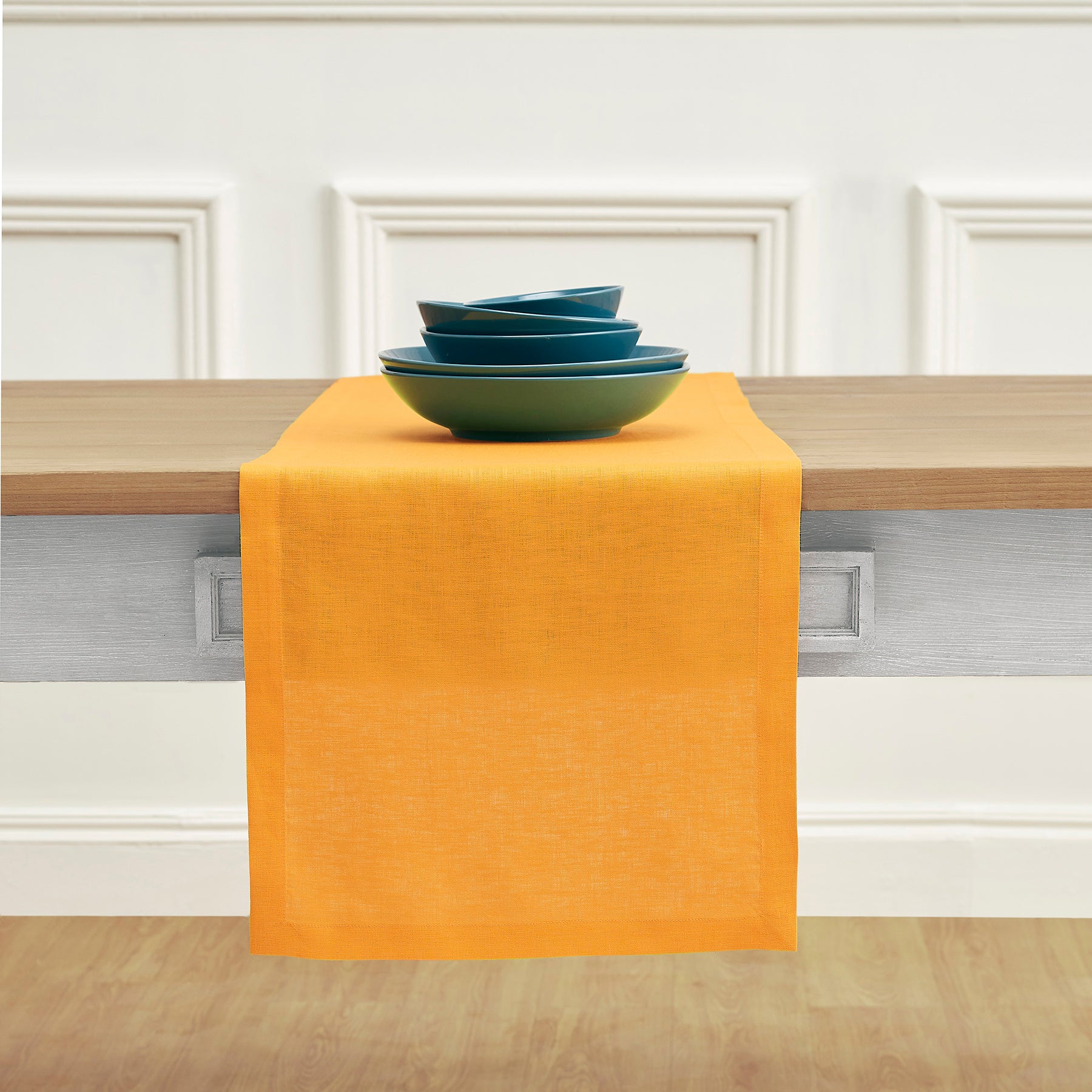 Elegant Fete Table Runner for Weddings, Parties & Events - Premium Decorative Dining Table Cloth for Home Decor & Special Occasions