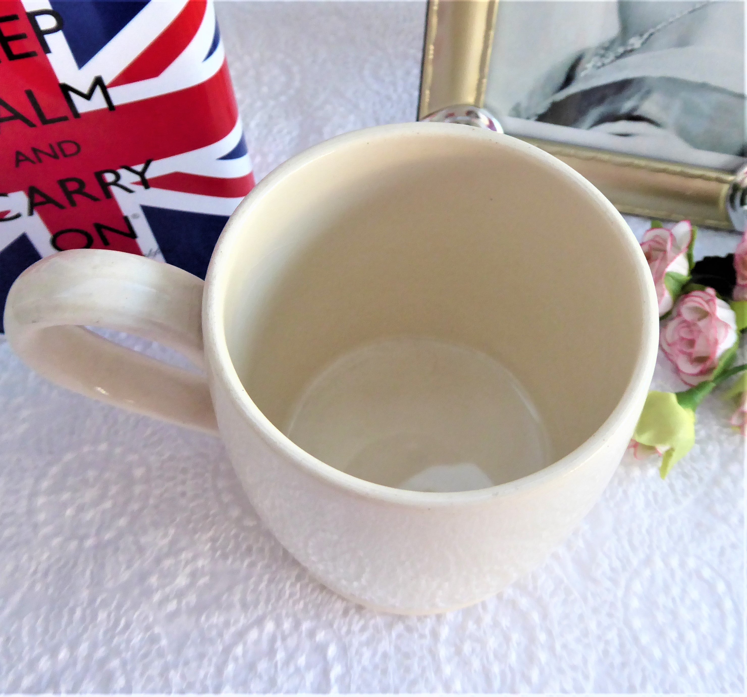 Queen Elizabeth II Coronation 1953 Commemorative Mug - Royal Collectible with Maddock's Famous Photo - Perfect for Tea Time & British History Enthusiasts