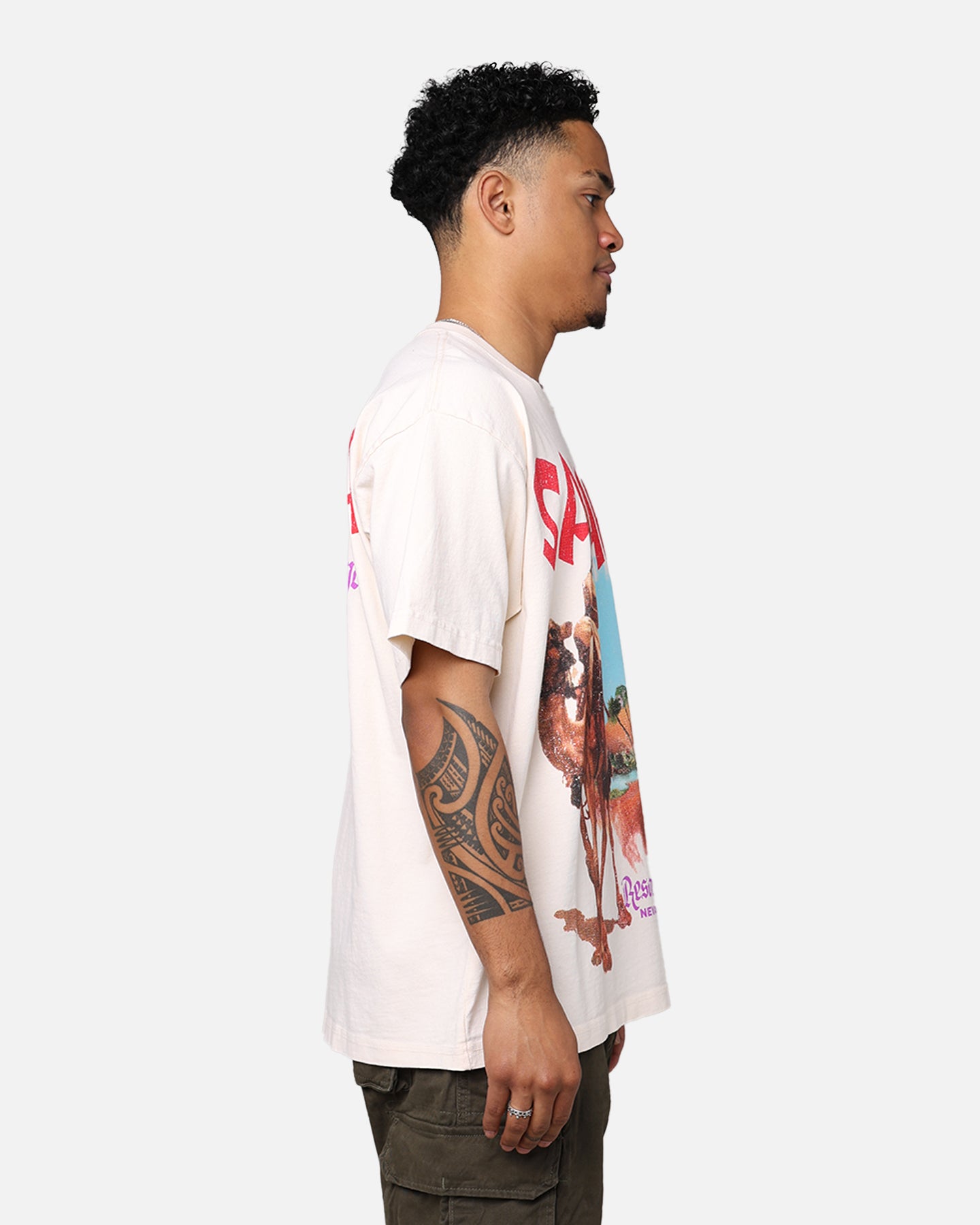 Vintage Sahara Casino Graphic T-Shirt - Retro American Thrift Style White Tee for Men & Women - Perfect for Casual Wear, Parties, and Vintage Lovers
