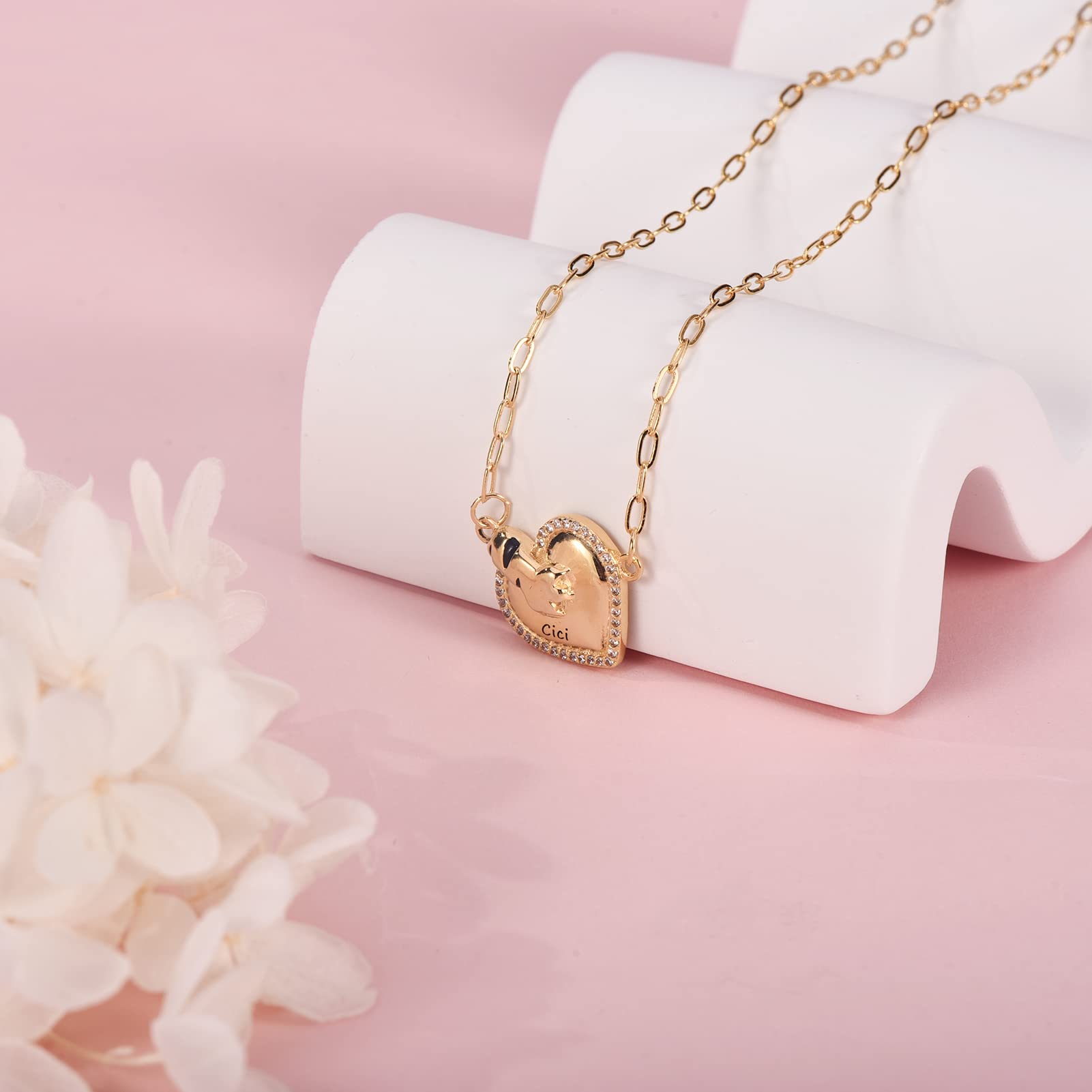 Personalized Name Cat Necklace for Women & Girls - Custom Engraved Gold Plated Pendant Jewelry - Unique Gift for Birthday, Anniversary & Valentine's Day